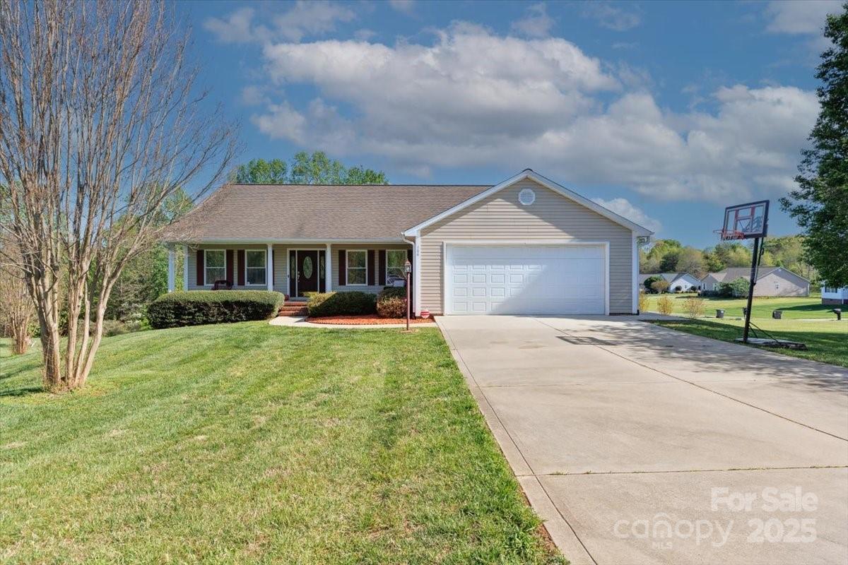 Property at 106 Zurich Lane, Statesville, NC 28625