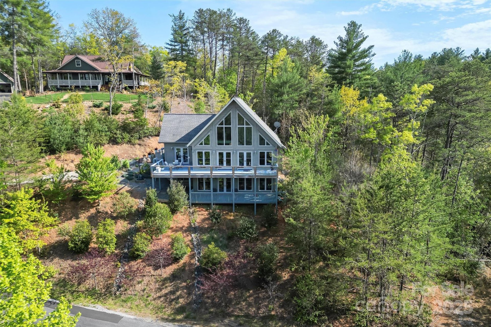 521 Waters Edge Drive