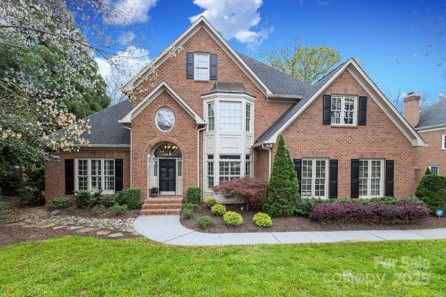 Property image 1 at 10524 Hadleigh Place, Charlotte, NC 28210
