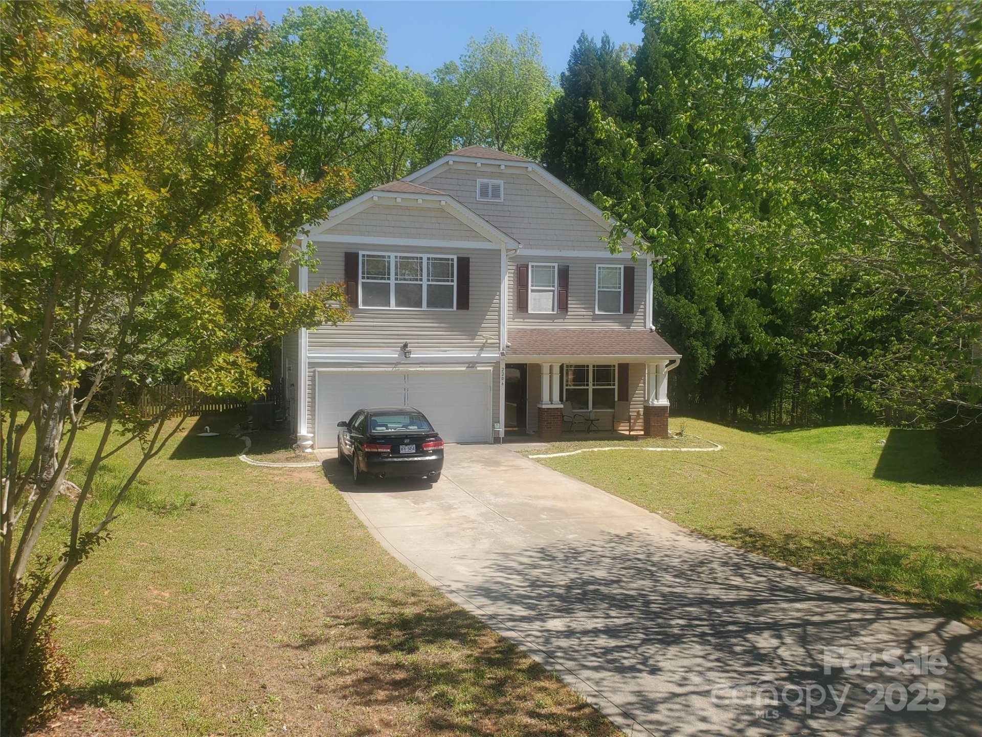 2206 Golden Larch Lane