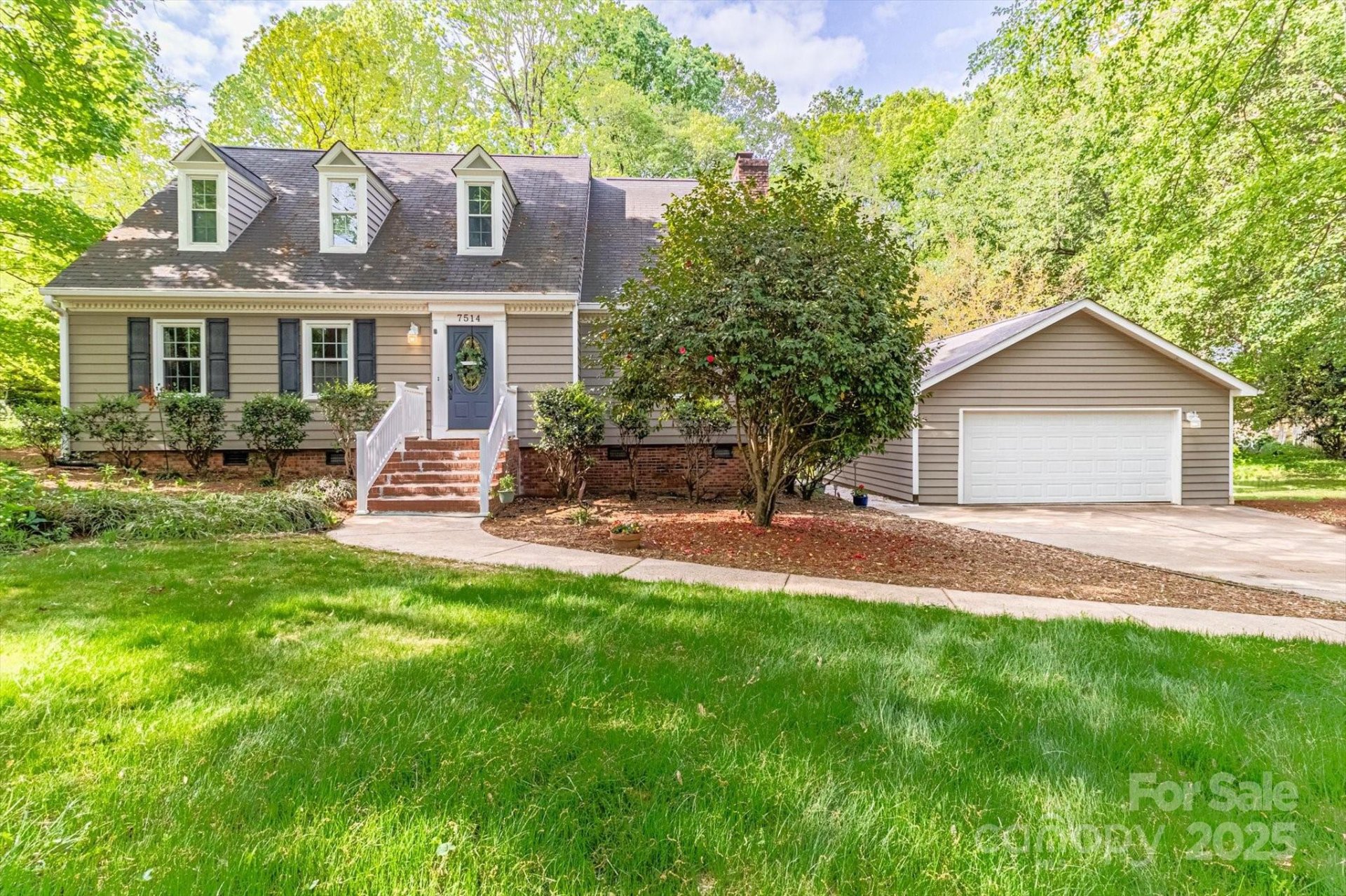Property image 1 at 7514 Pewter Lane, Charlotte, NC 28270