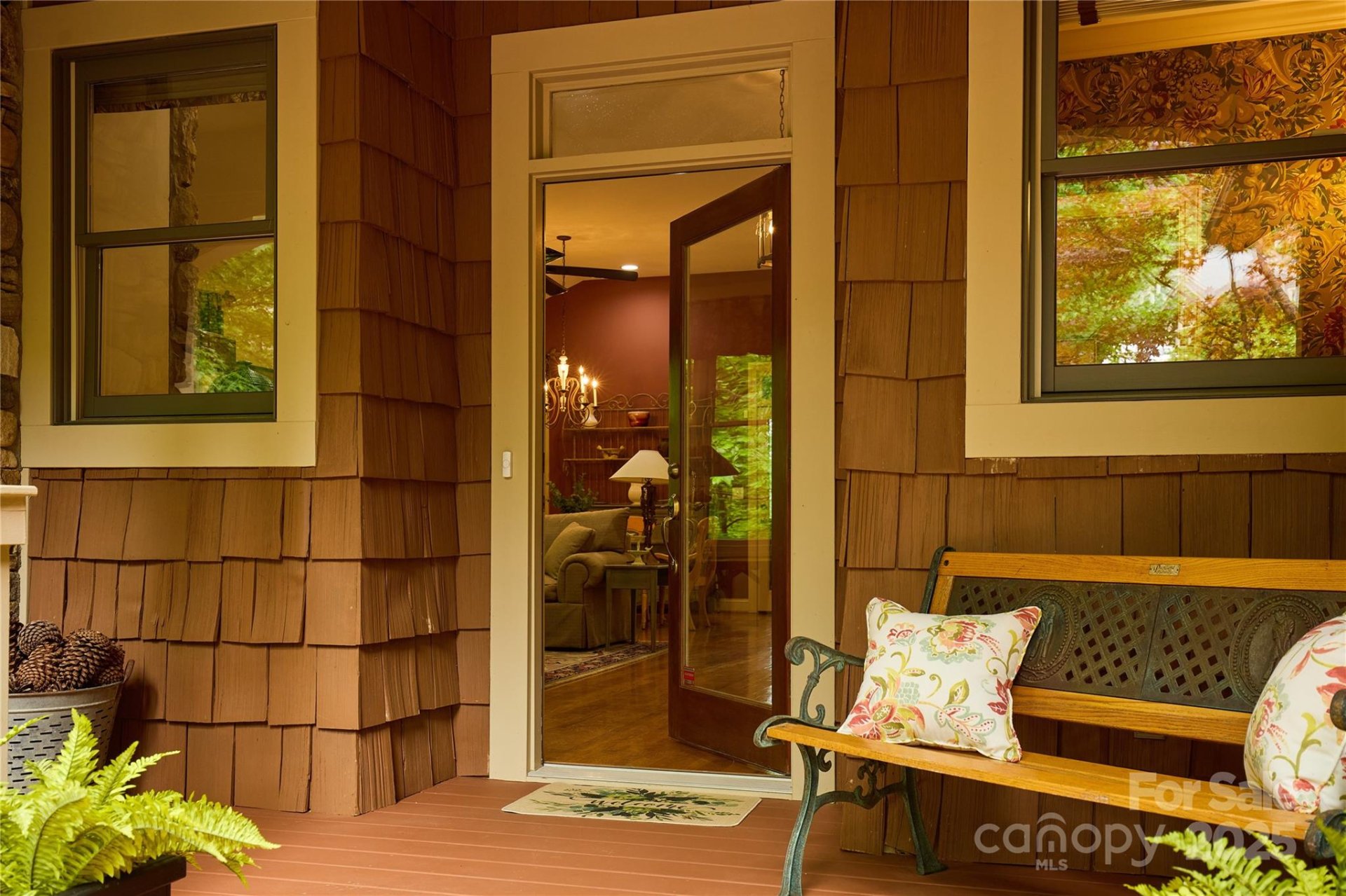 Property image 4 at 201 W Chimney Crossing, Hendersonville, NC 28739