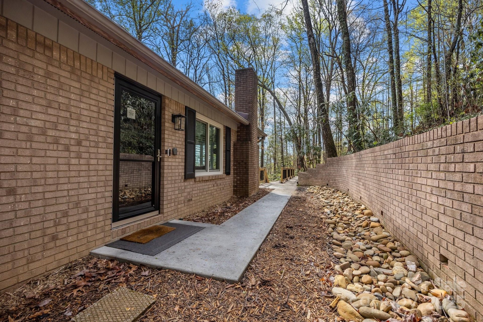 Property image 2 at 159 Long John Drive, Hendersonville, NC 28791