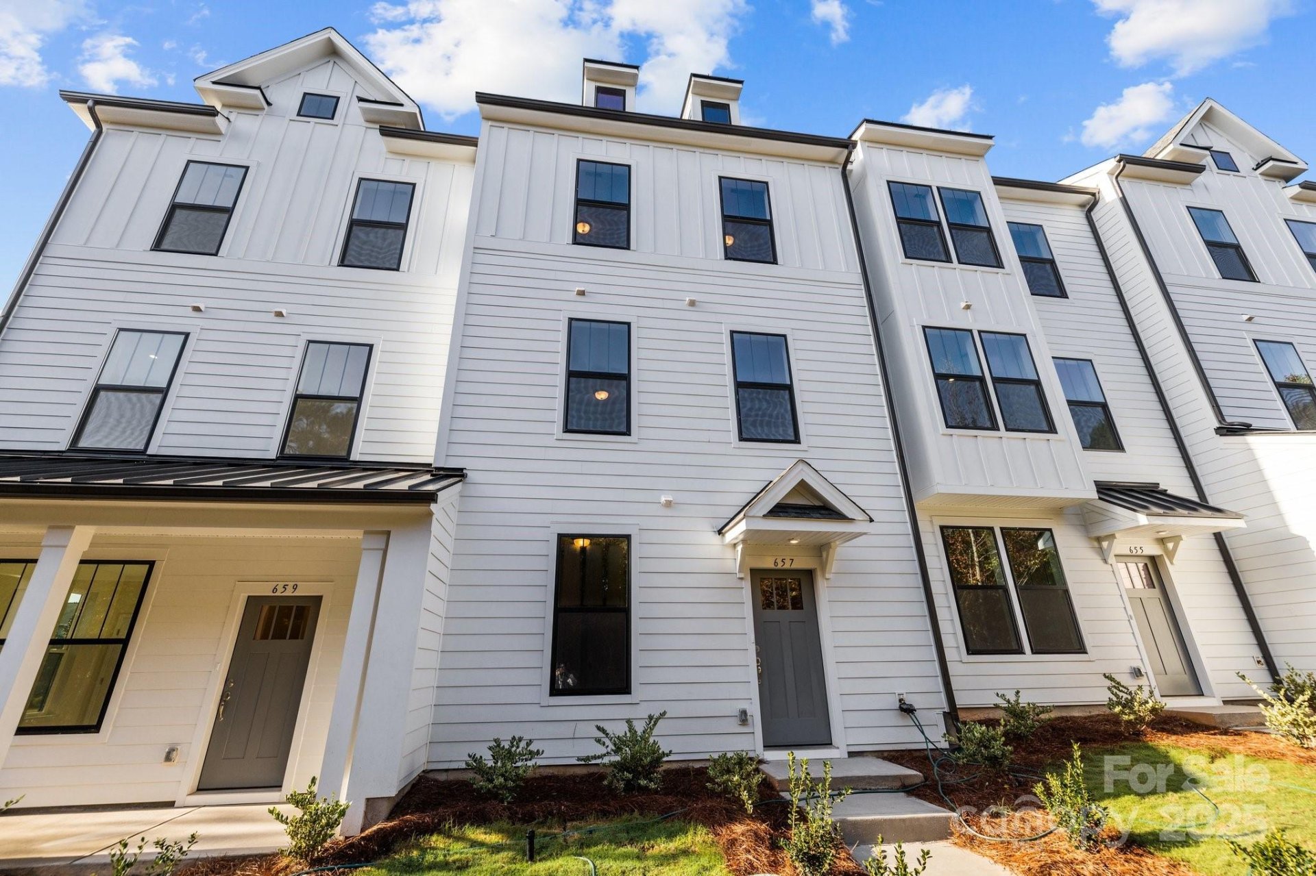 Property image 3 at 657 District Court, Fort Mill, SC 29708
