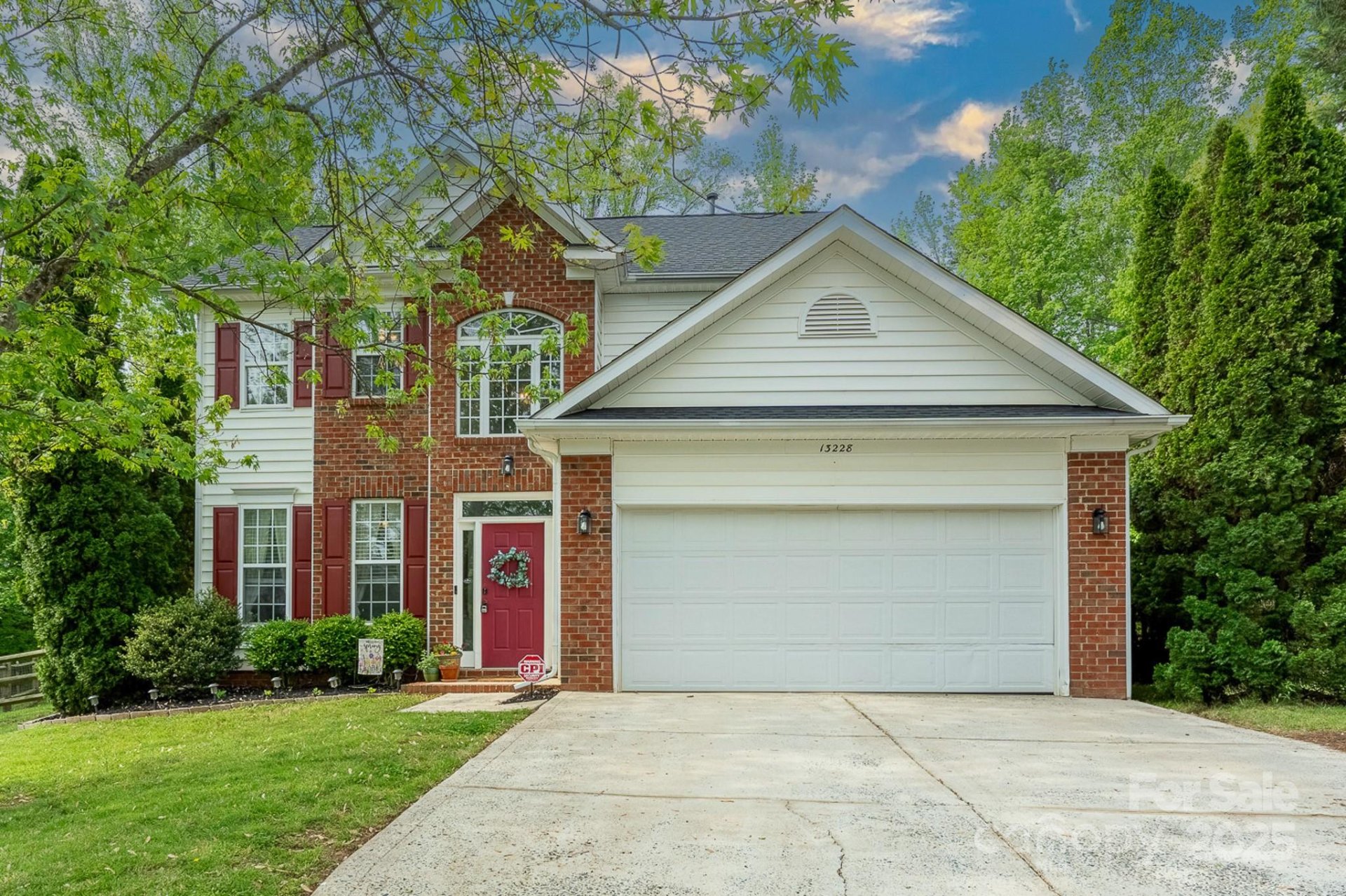 13228 Crooked Pine Court