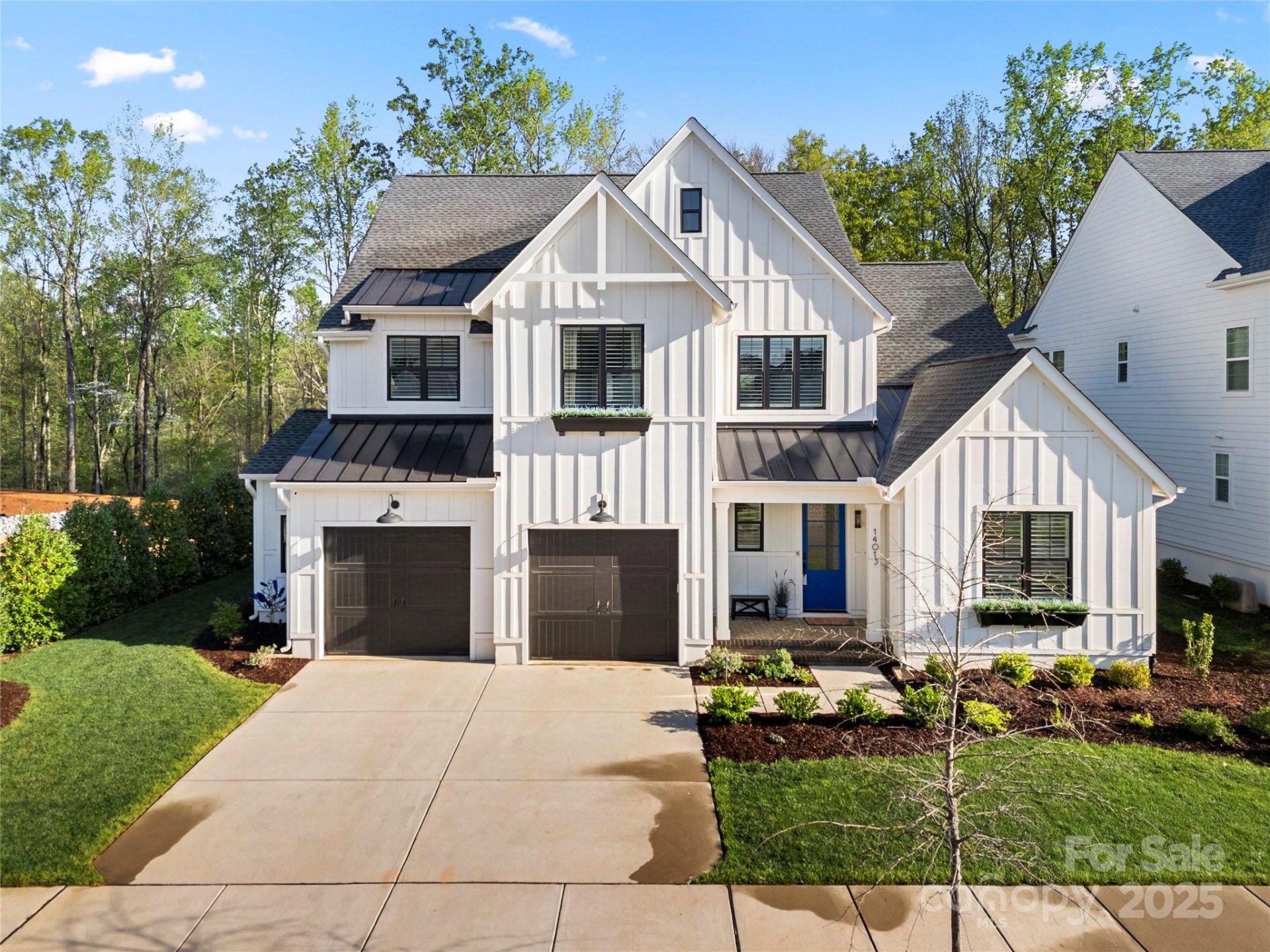 Oak Farm, Huntersville Community