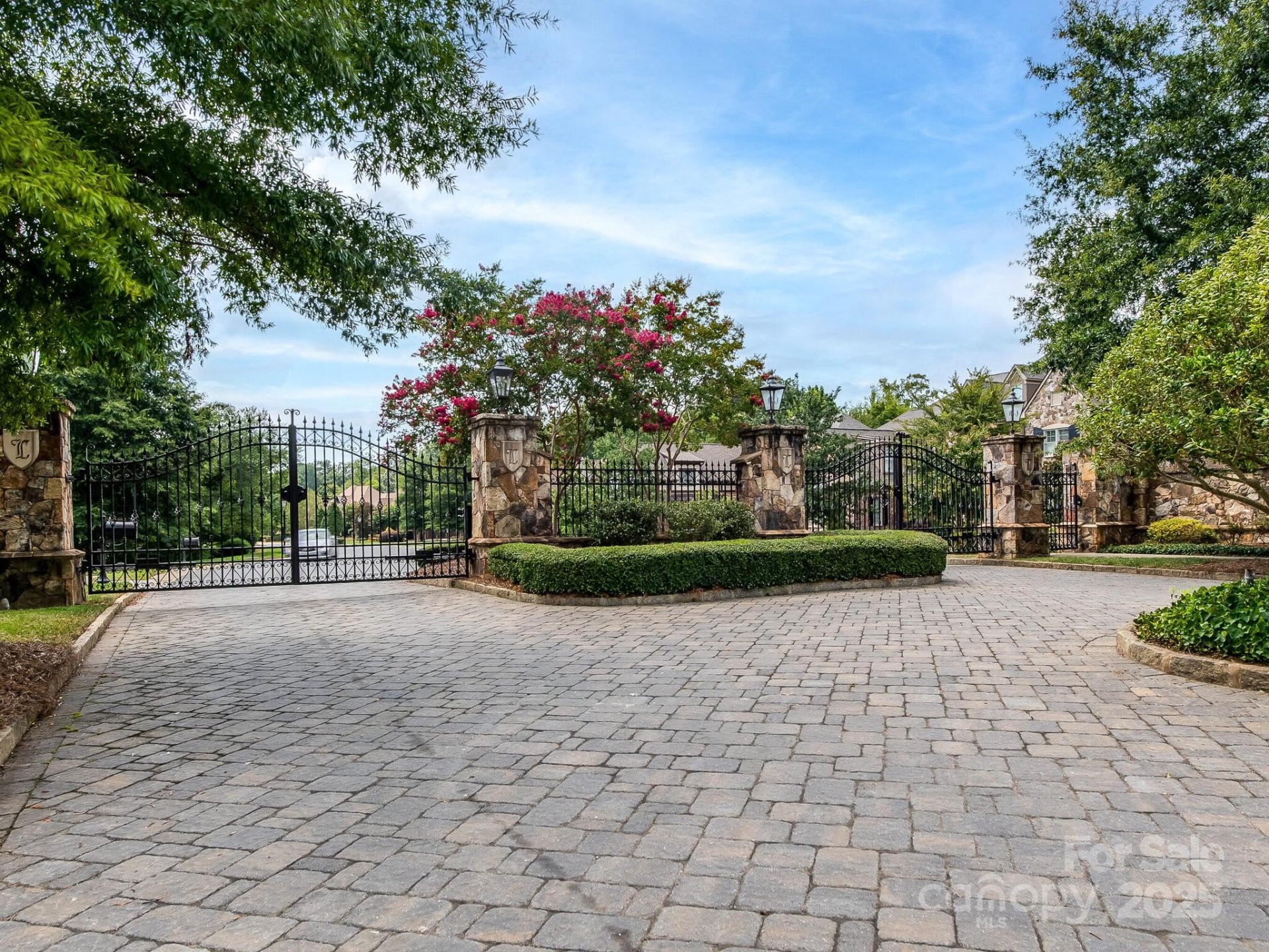 Property image 3 at 8710 Chewton Glen Drive, Waxhaw, NC 28173