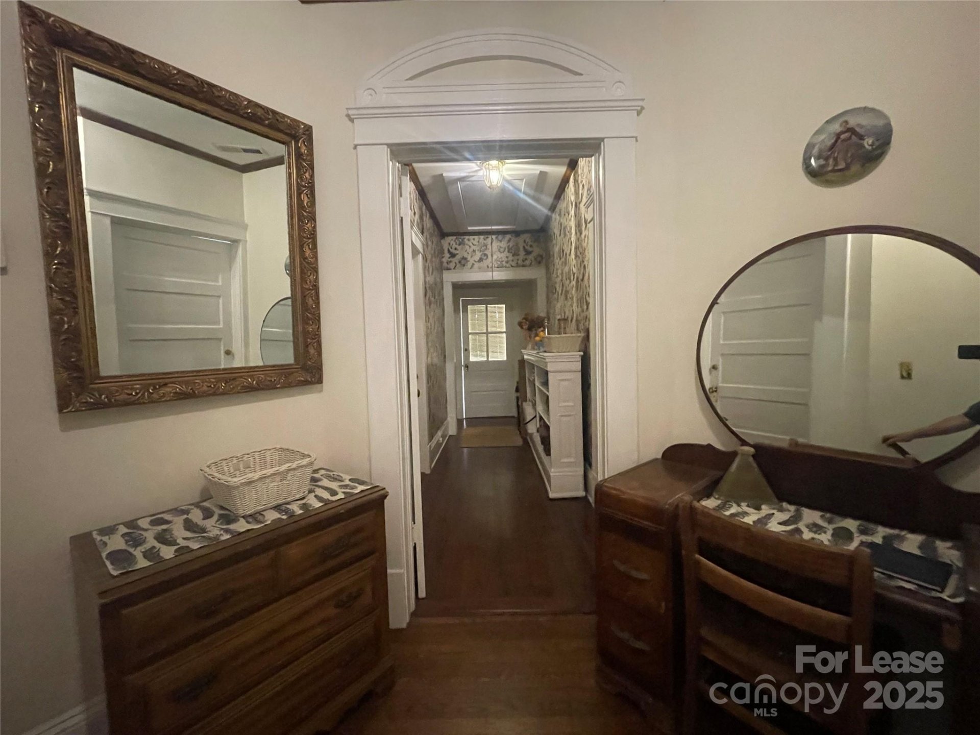 Property image 4 at 501 E Kingston Avenue, Charlotte, NC 28203