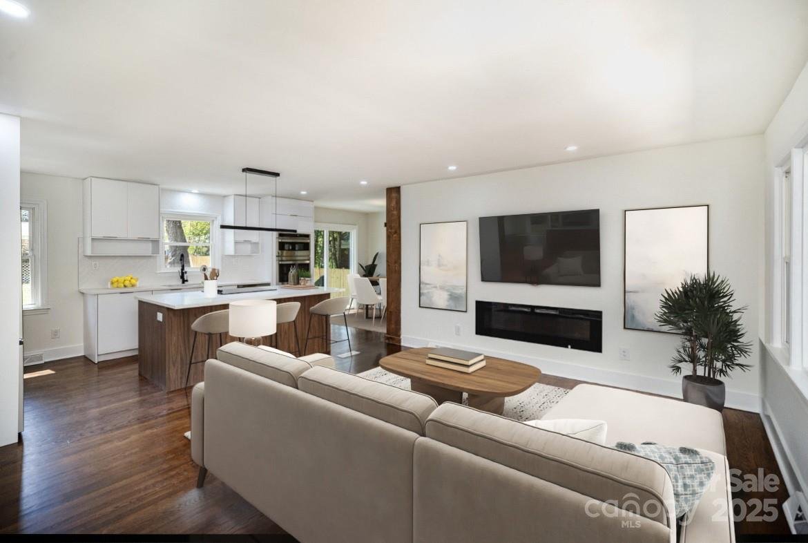 2014 Sandhurst Drive