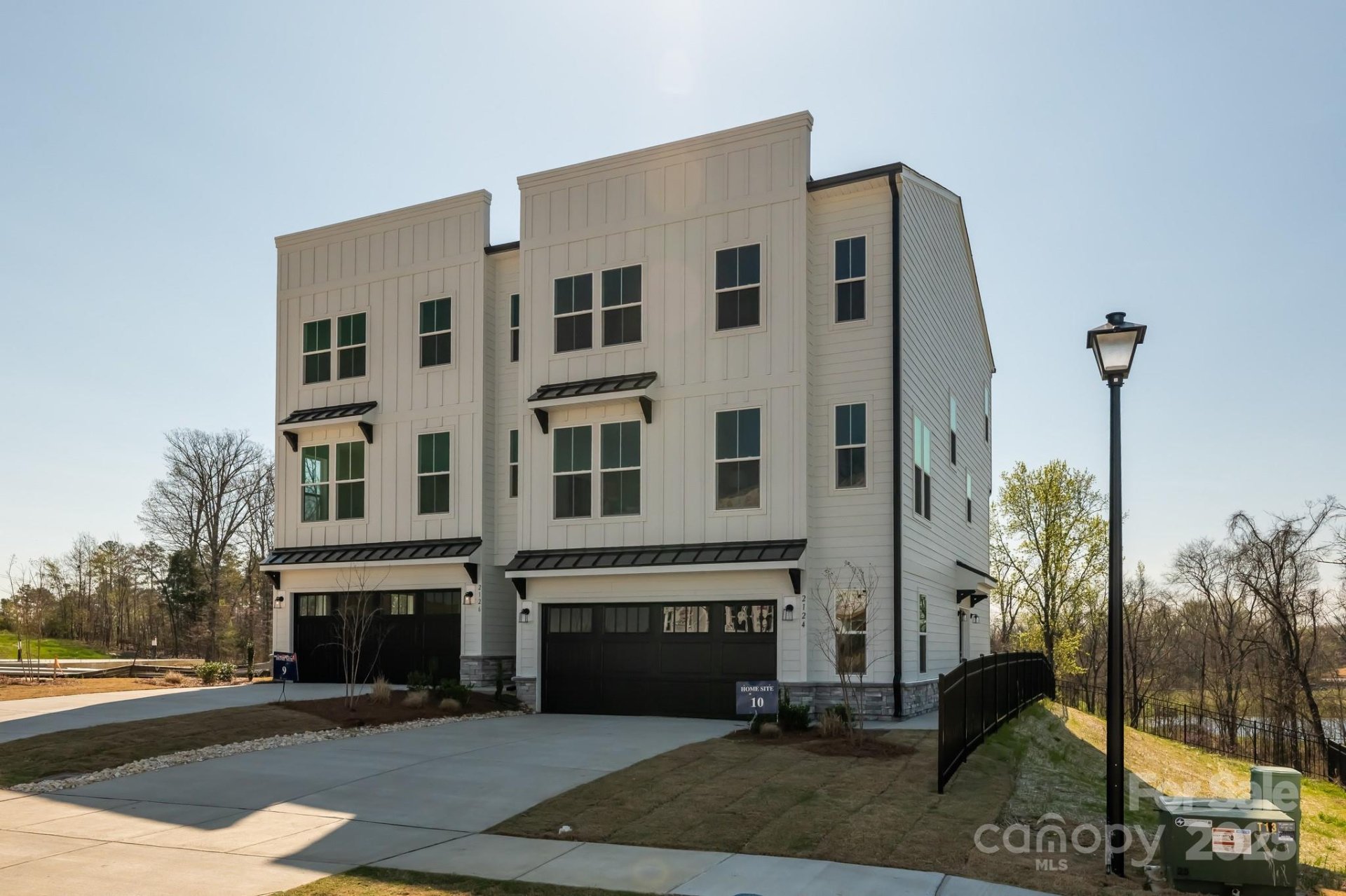 2124 Barrowcliffe Drive