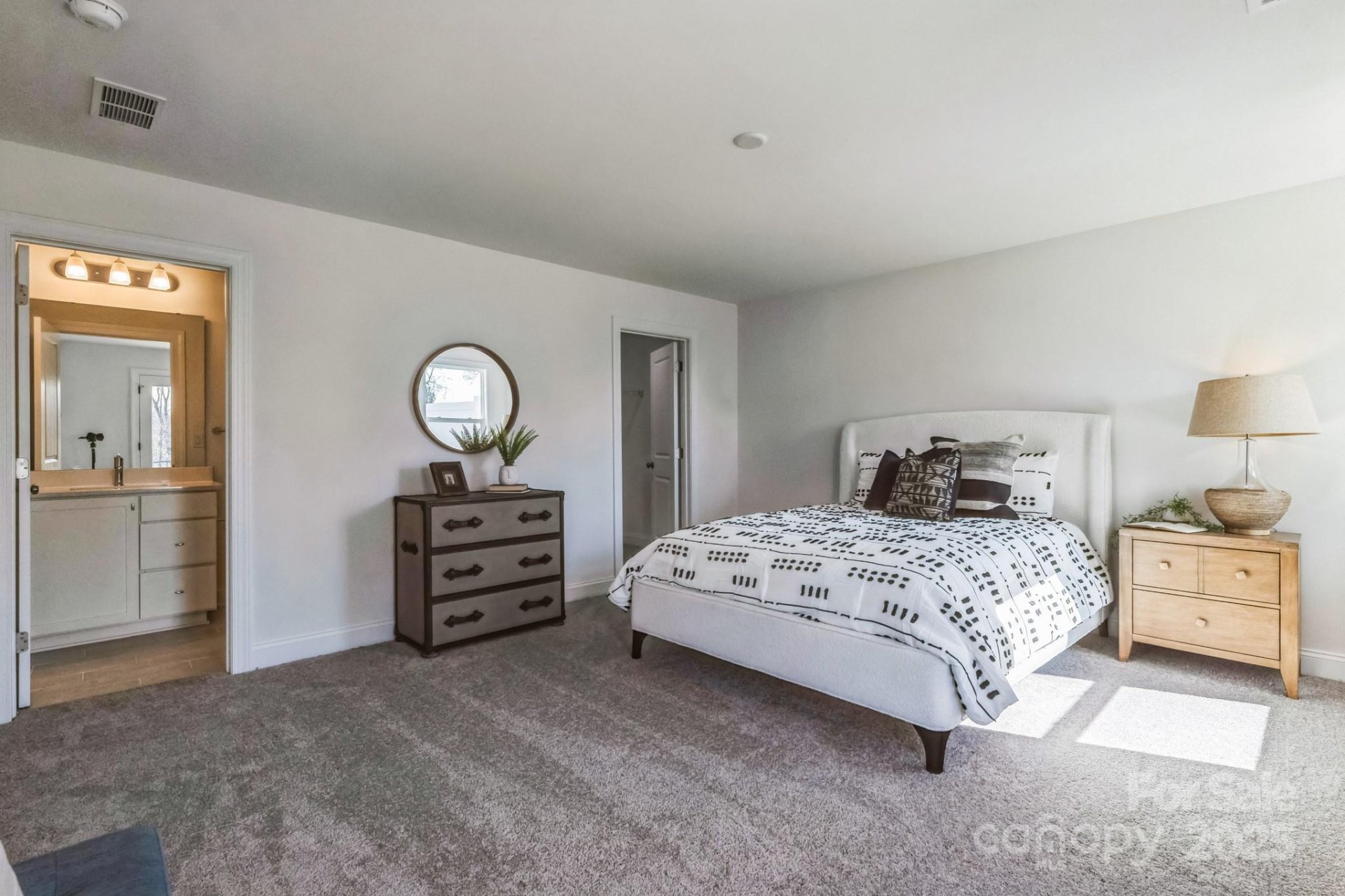 Property image 4 at 2124 Barrowcliffe Drive, Concord, NC 28027
