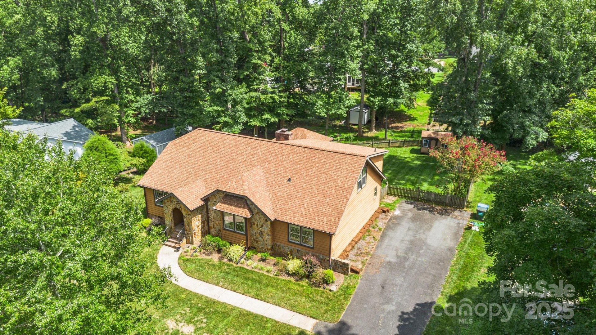 Property image 2 at 8835 Glencroft Road, Mint Hill, NC 28227