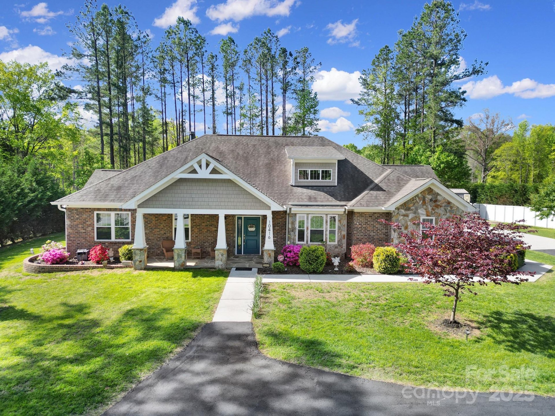 10416 Glenmac Road