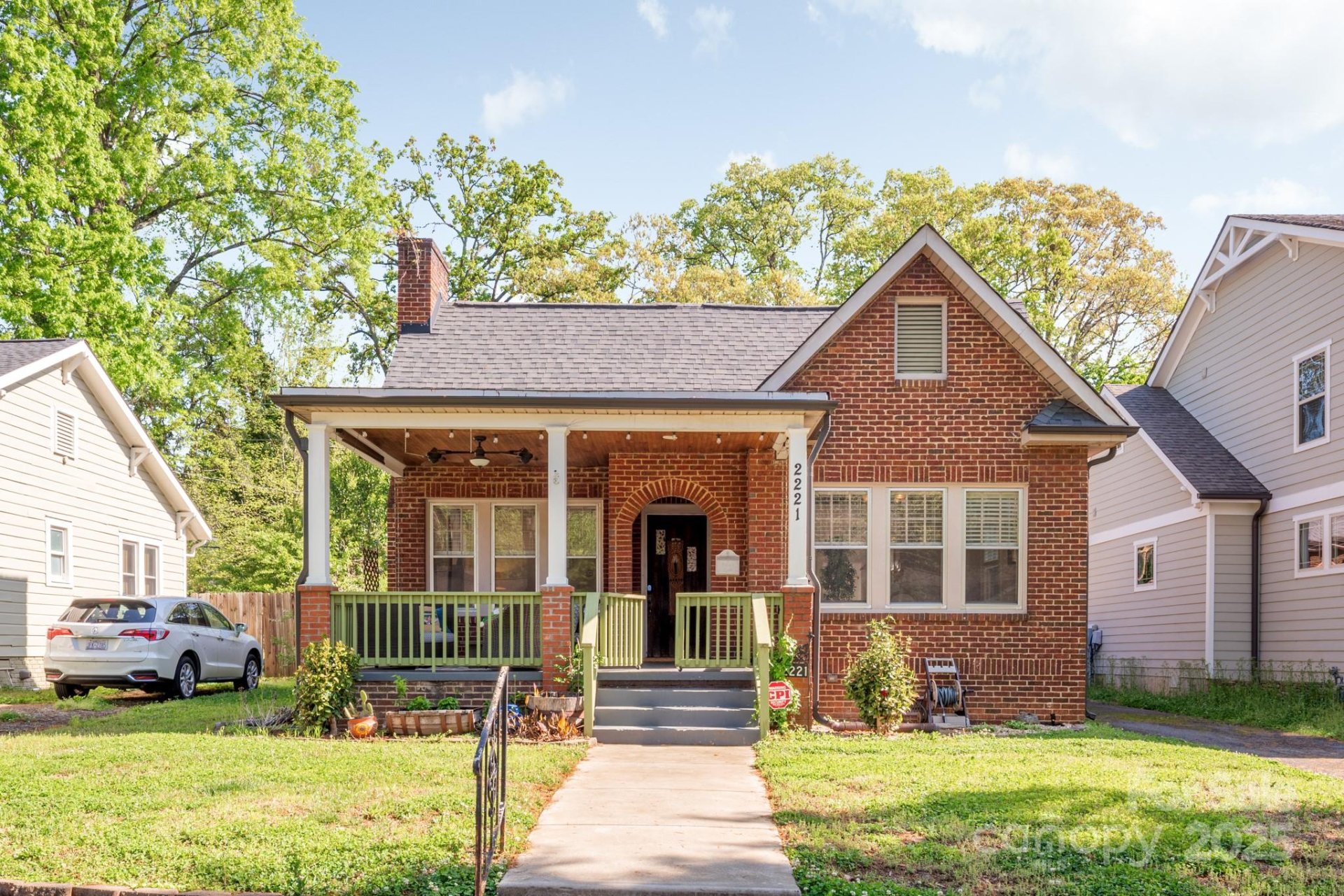 2221 Commonwealth Avenue