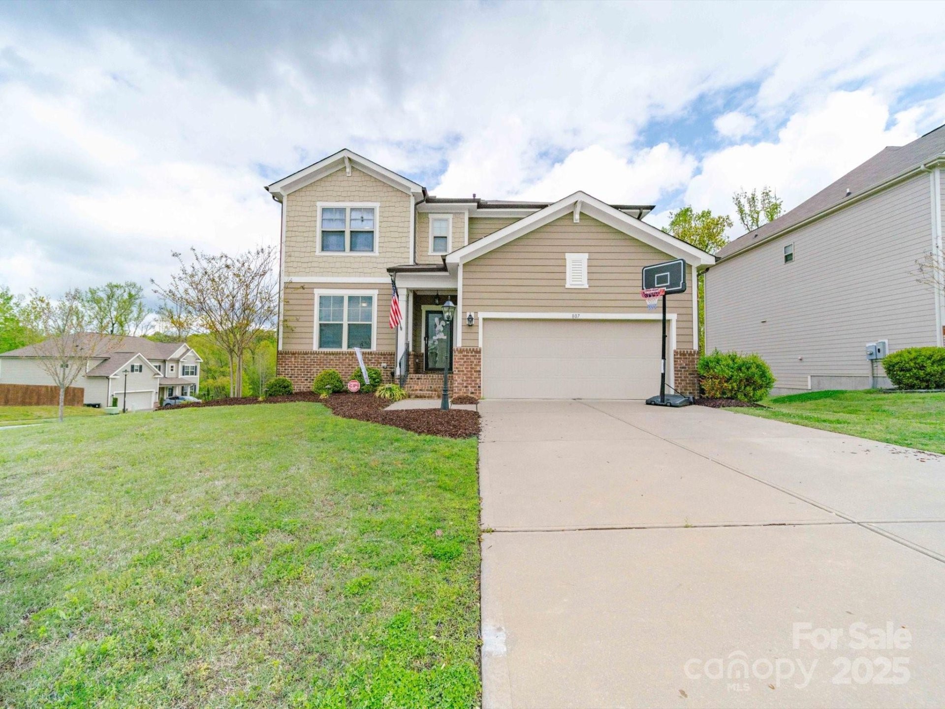 Property image 4 at 807 Oak Manor Drive, Concord, NC 28025