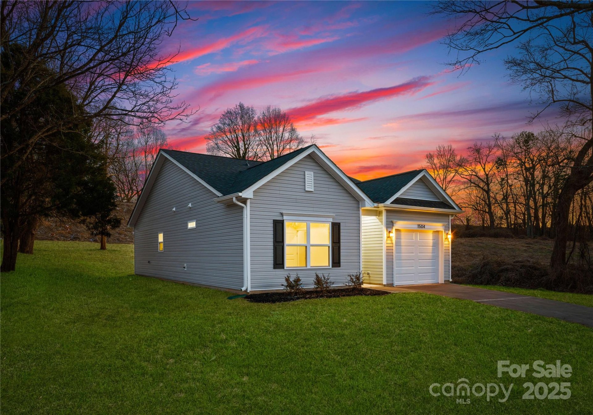 Property image 1 at 538 Williamson Street, Charlotte, NC 28208