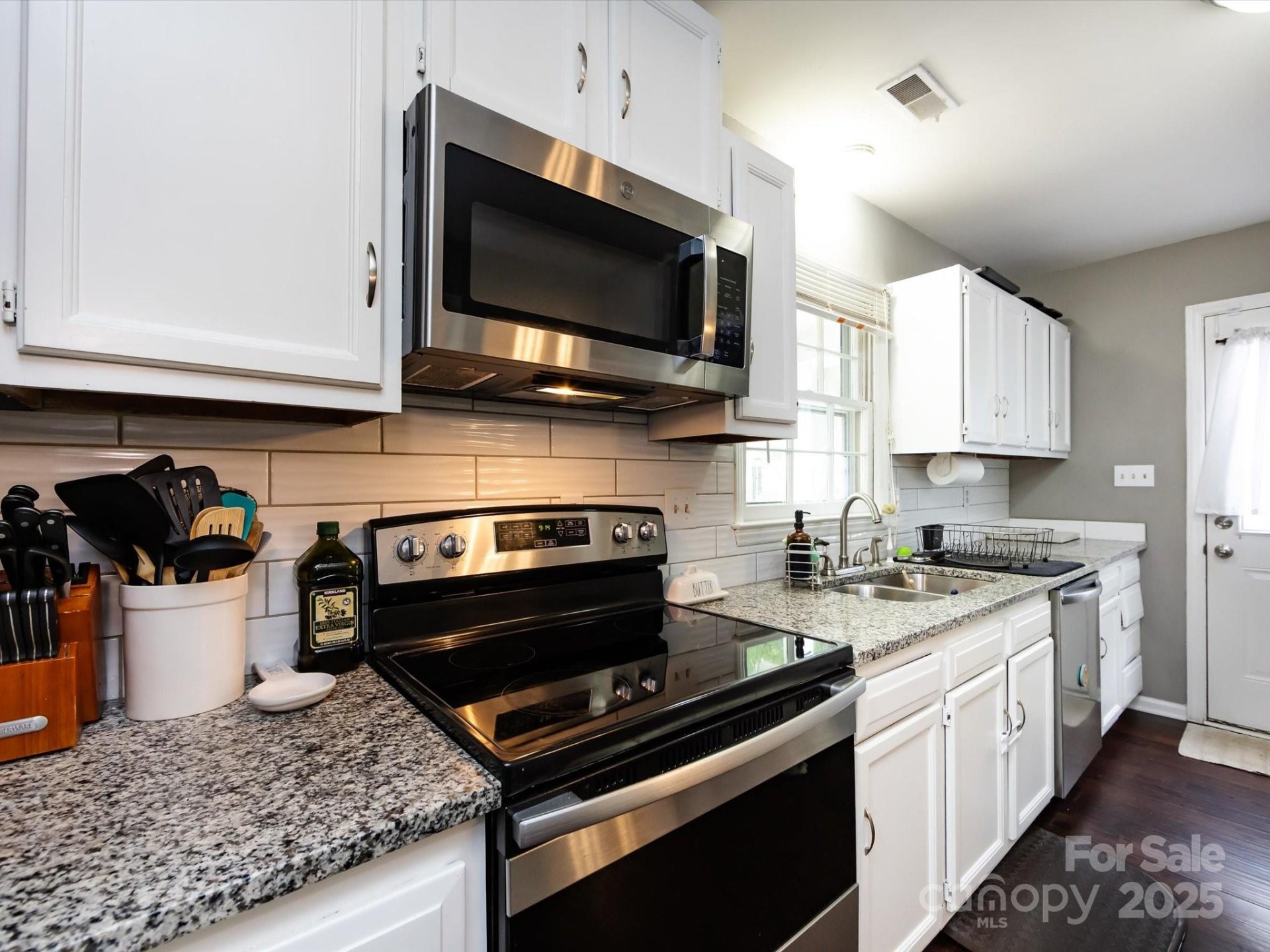 Property image 5 at 7820 Elm Tree Lane, Charlotte, NC 28227