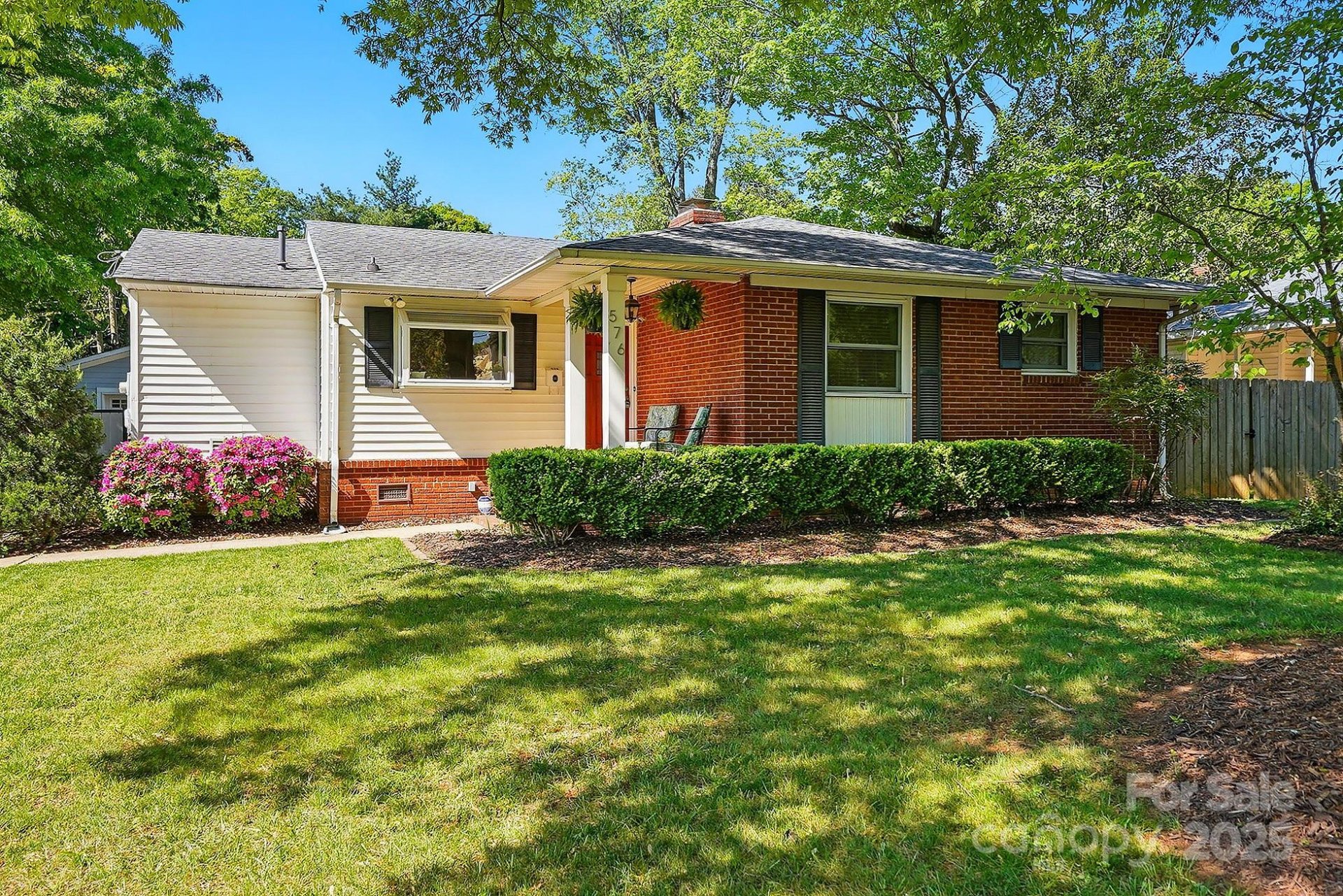 Property image 1 at 576 Scaleybark Road, Charlotte, NC 28209