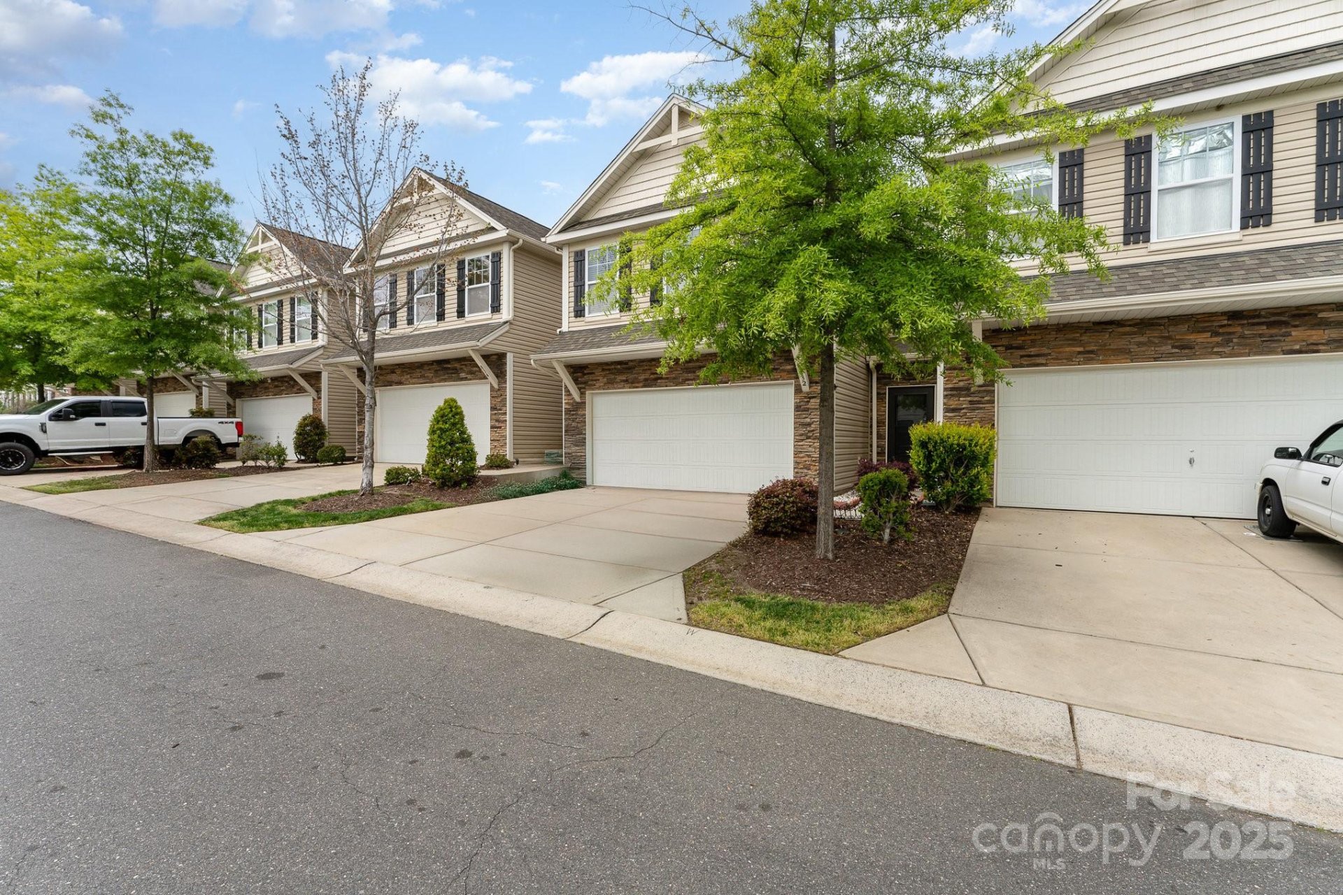 Property image 2 at 832 Summerlake Drive, Fort Mill, SC 29715
