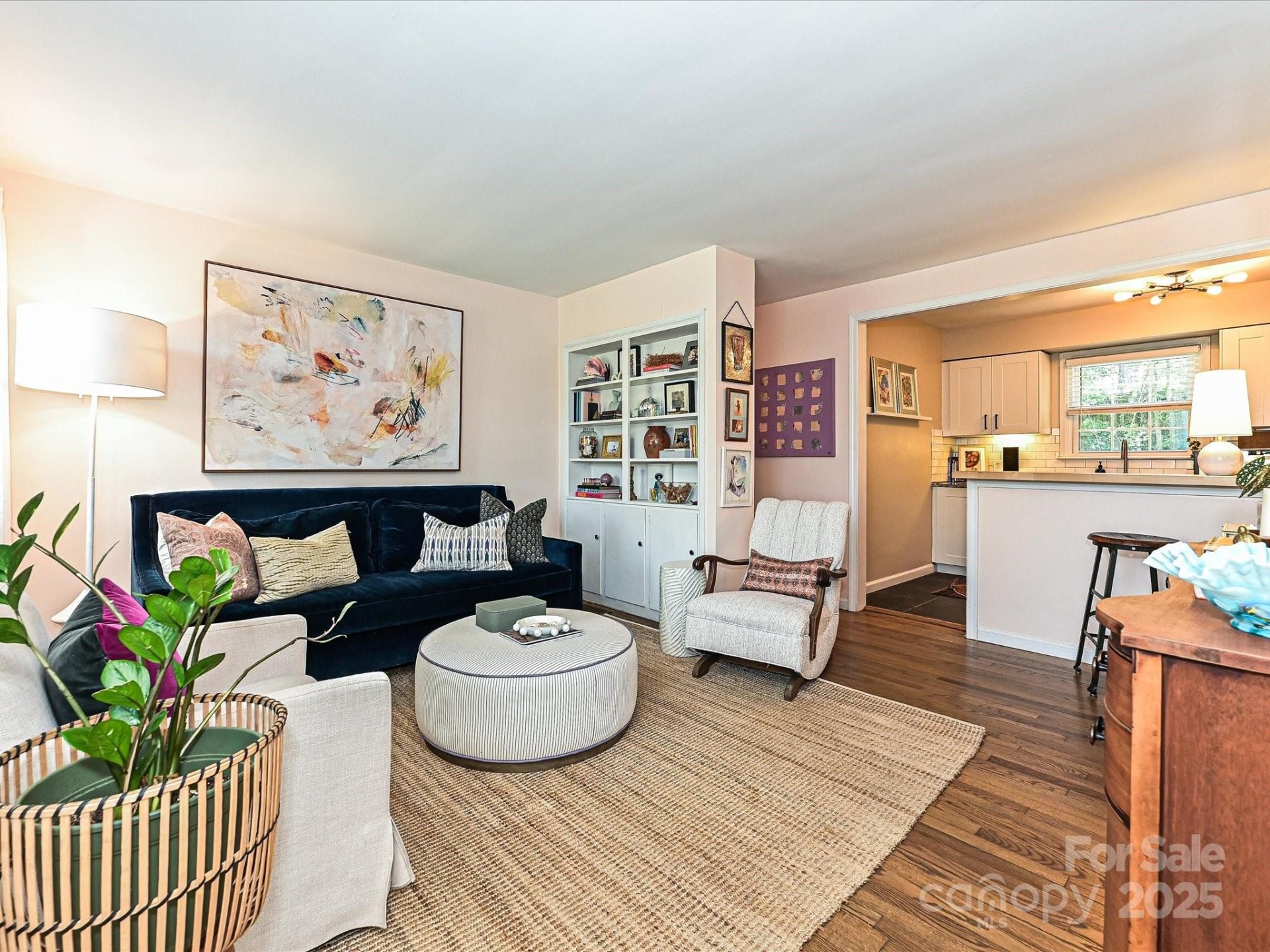 Property image 4 at 557 Wakefield Drive, Charlotte, NC 28209