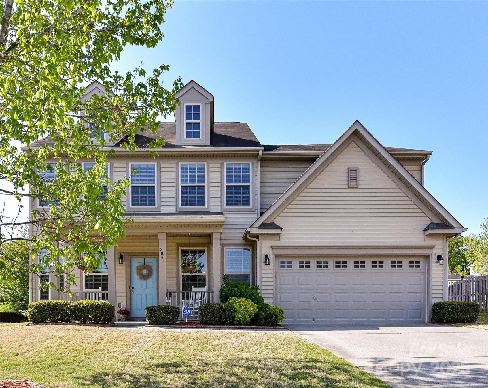 3041 Hawick Lane