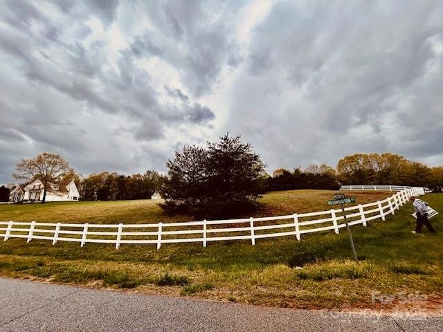Property image 3 at 6161 Willowbottom Road, Hickory, NC 28602