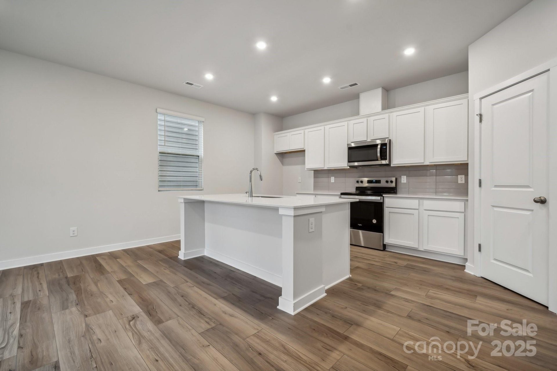 Property image 2 at 281 Bezelle Avenue, York, SC 29745
