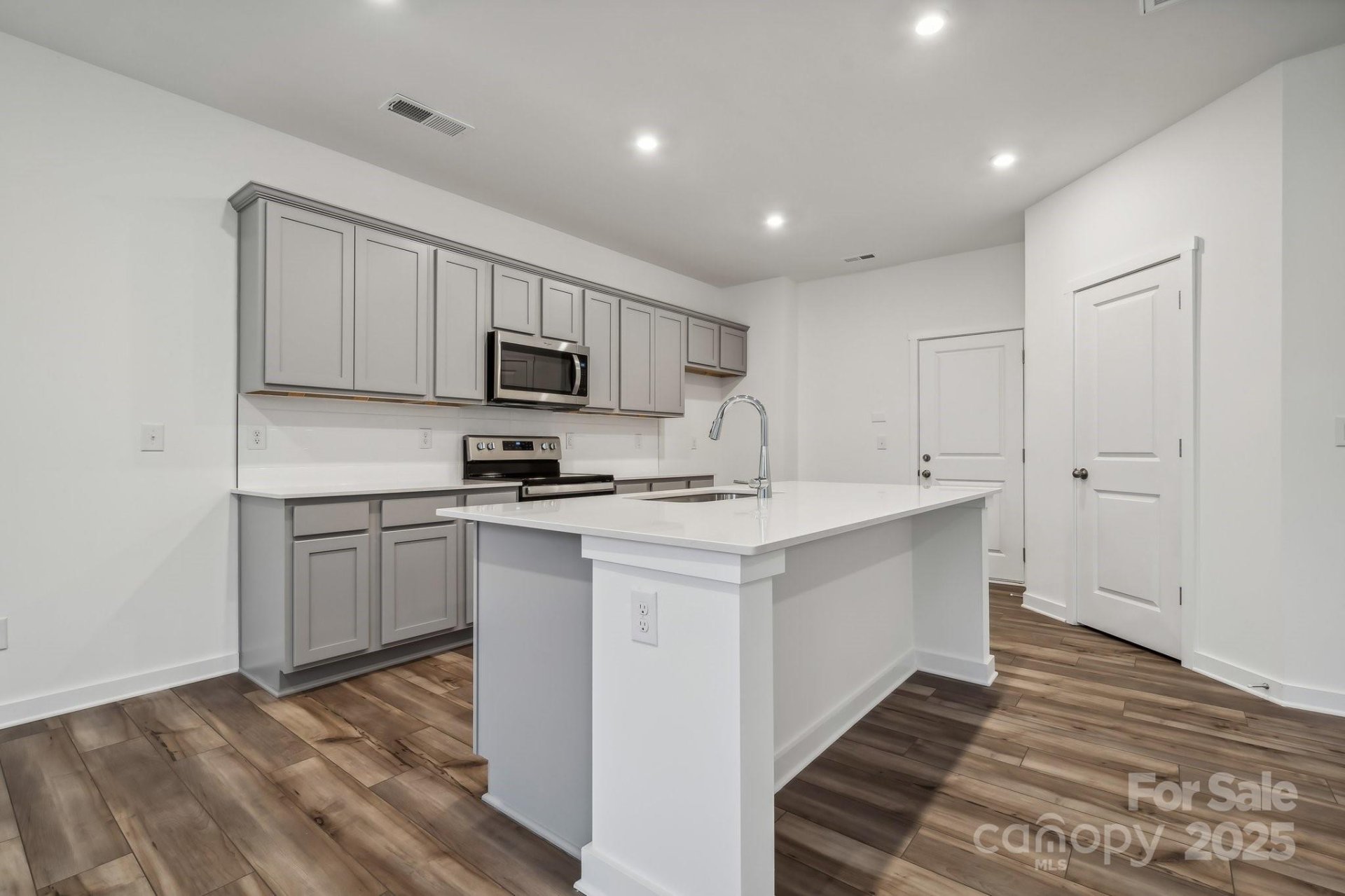 Property image 2 at 277 Bezelle Avenue, York, SC 29745