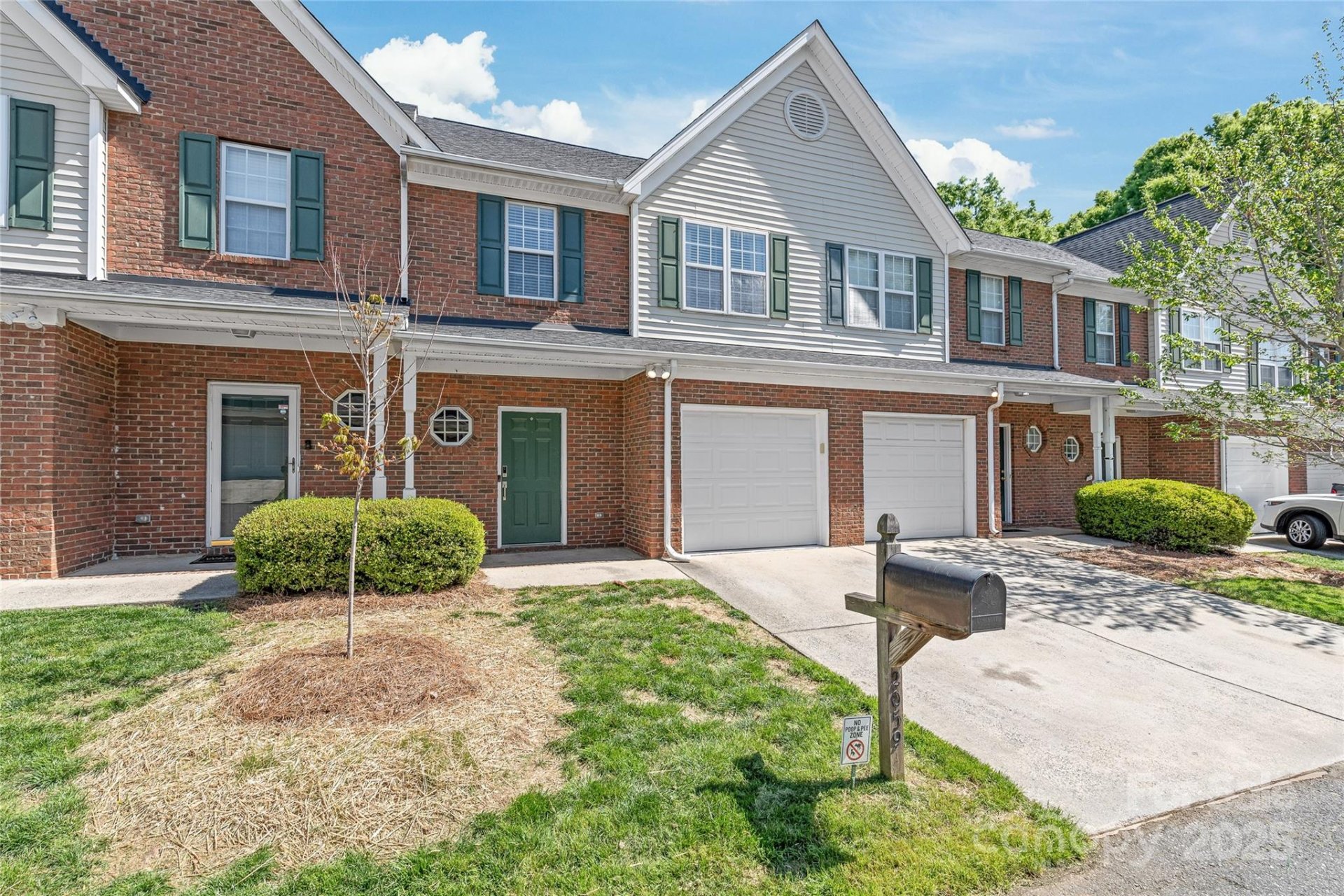 Property image 1 at 2059 Lennox Square Road, Charlotte, NC 28210