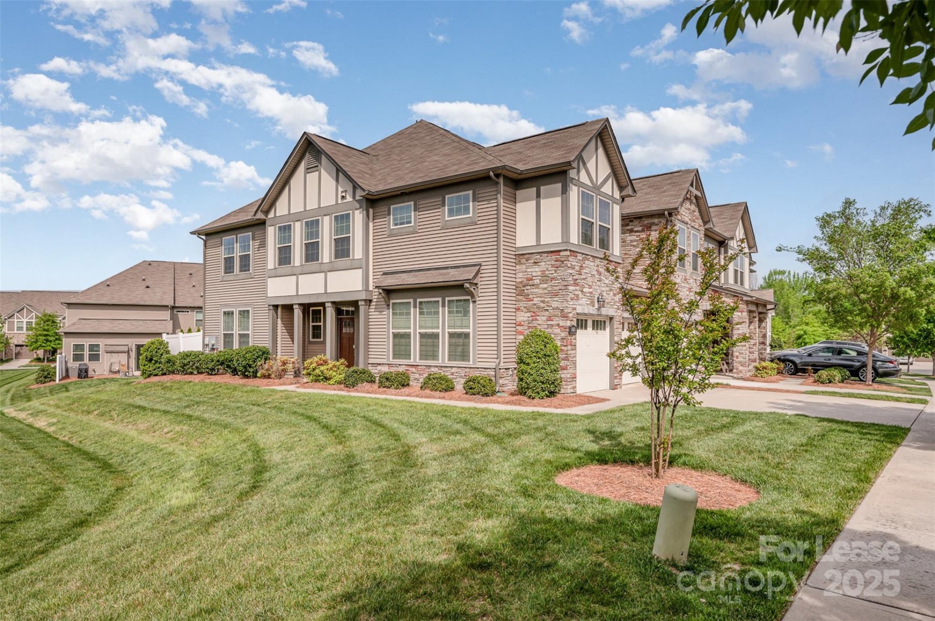 Property image 1 at 5725 Lachlan Hill Lane, Charlotte, NC 28278