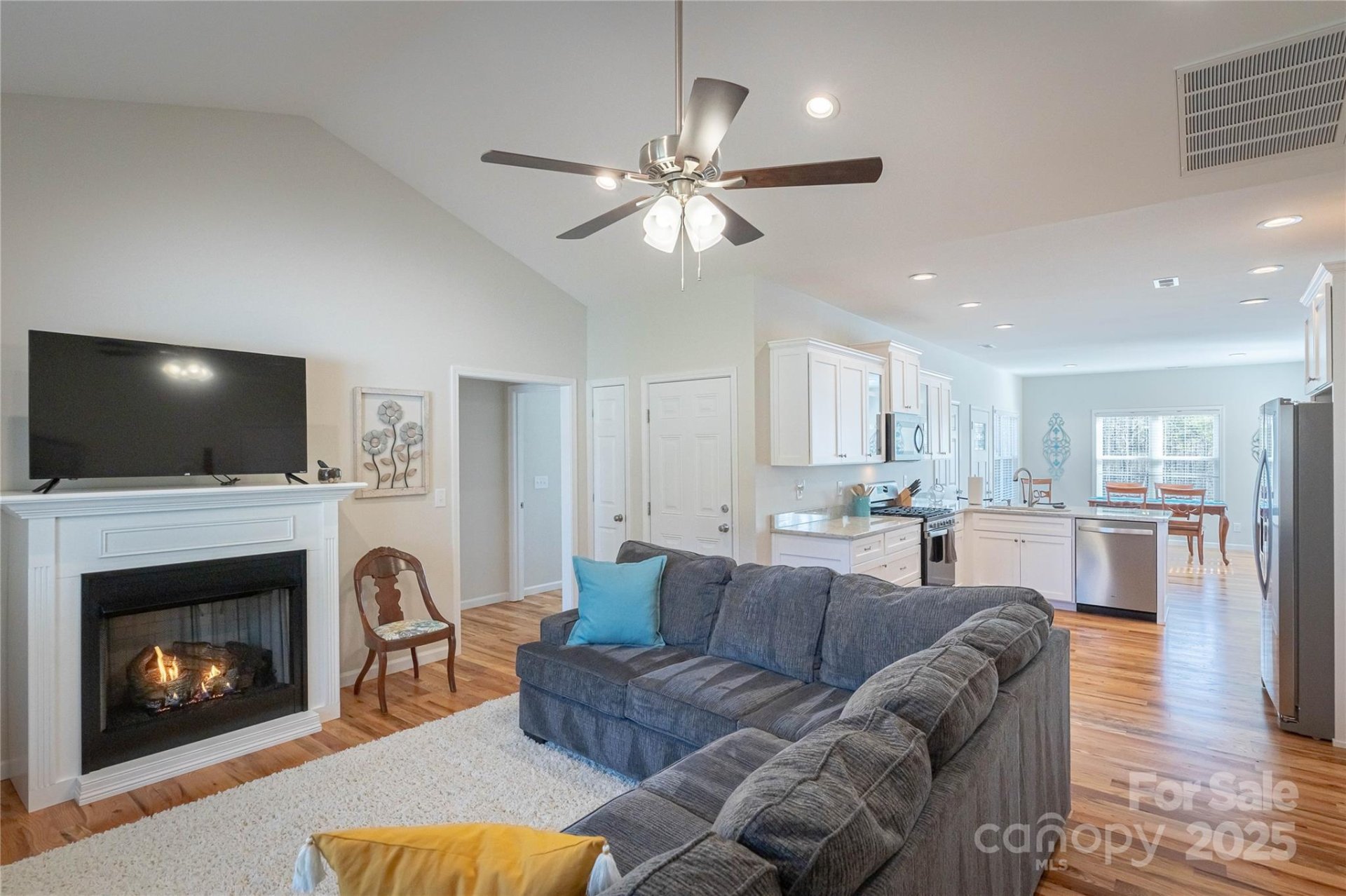 Property image 3 at 3039 Channel View Cove, Morganton, NC 28655