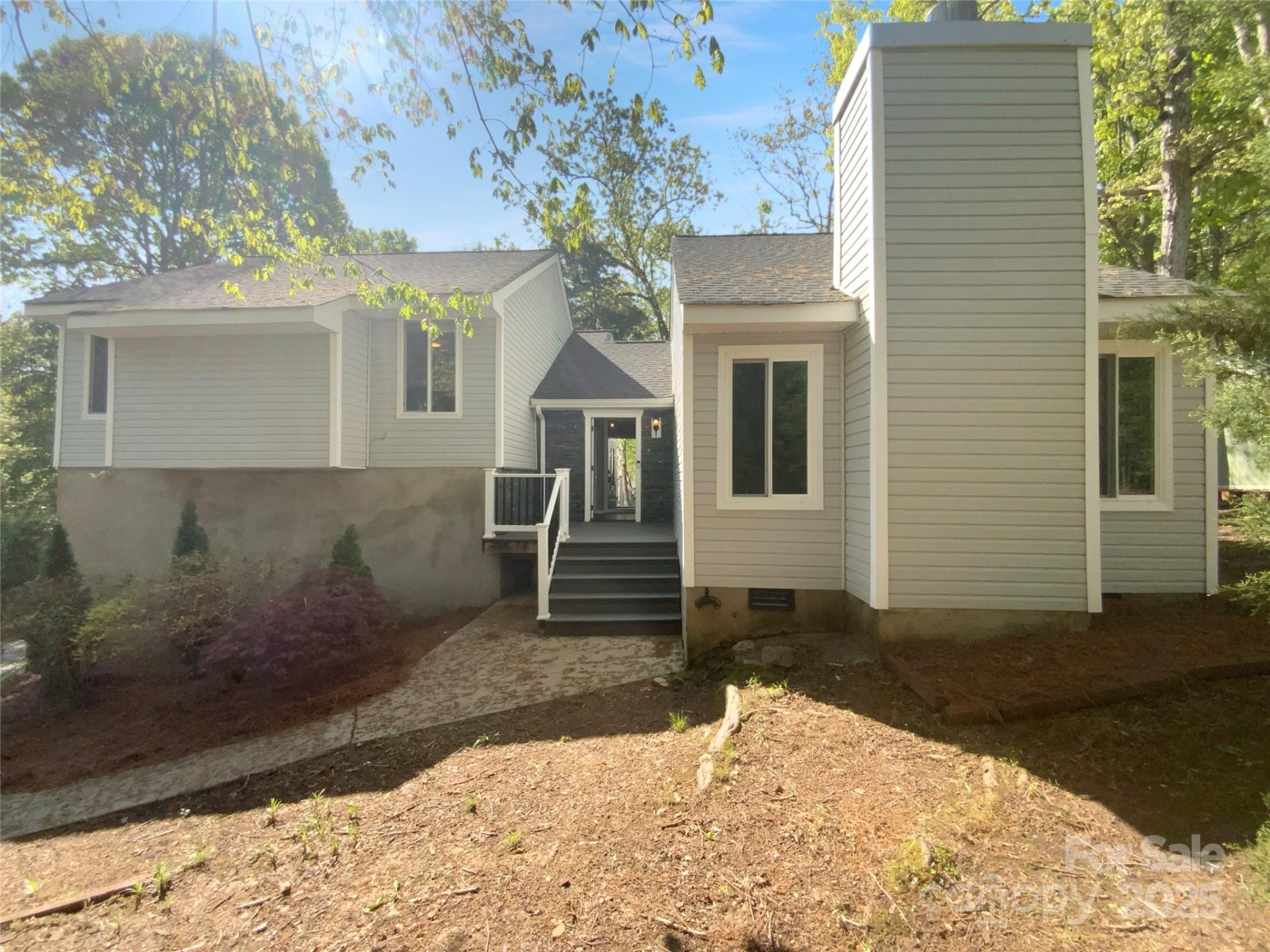 Property image 1 at 8000 Briardale Drive, Charlotte, NC 28212