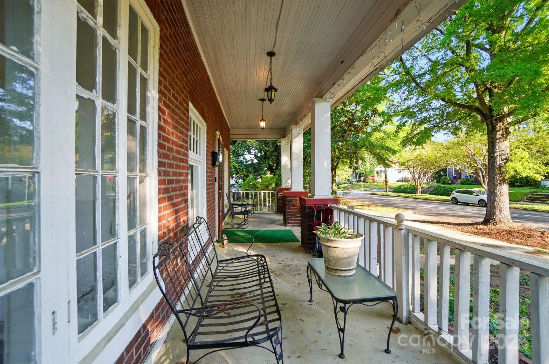 Property image 4 at 247 W Park Avenue, Charlotte, NC 28203