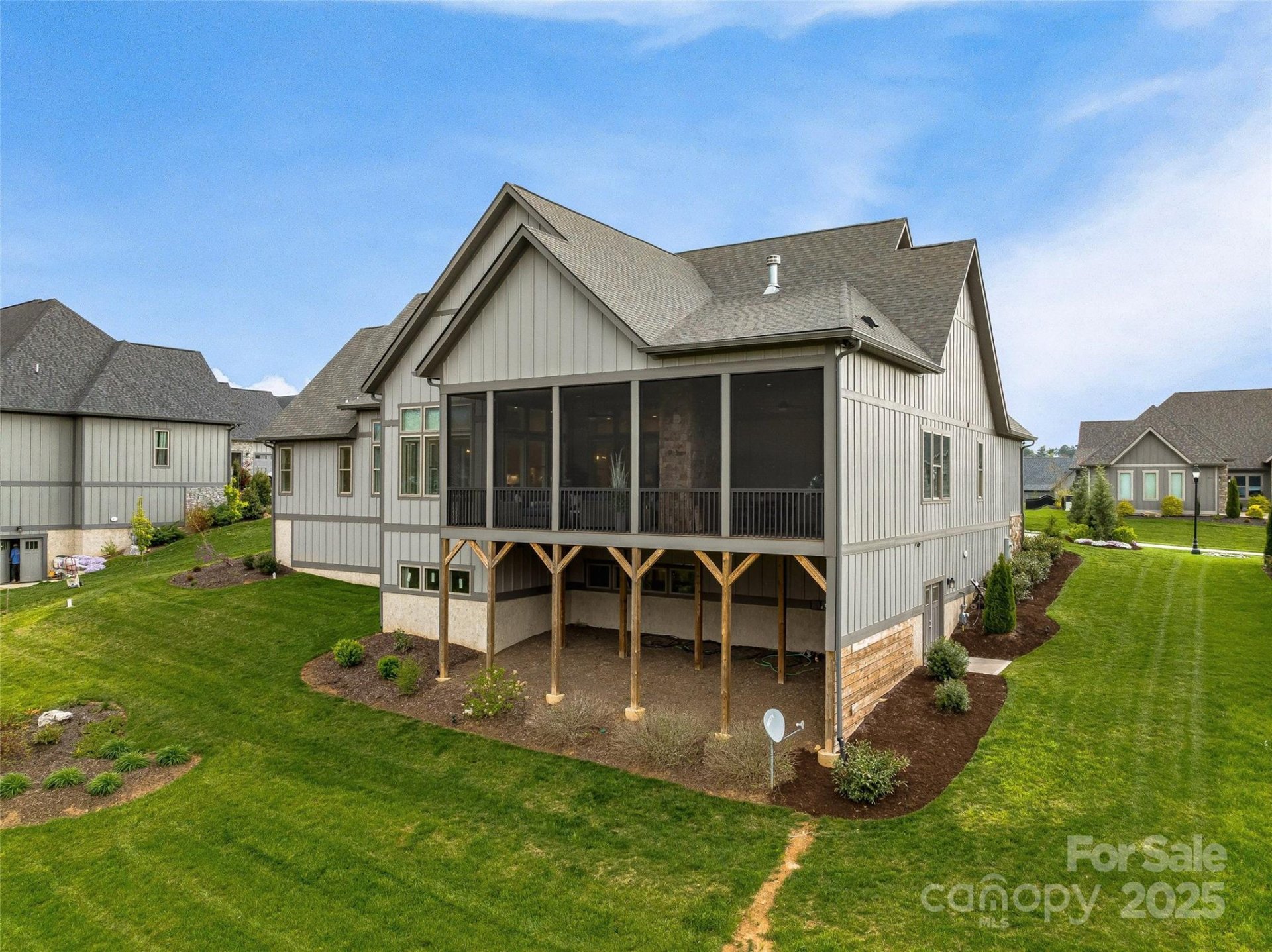 Property image 4 at 325 Daniel Circle Drive, Mills River, NC 28759