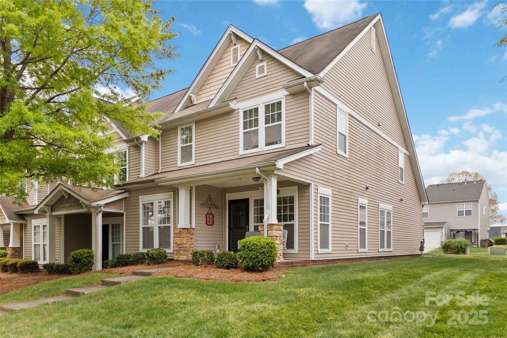1013 Laparc Lane