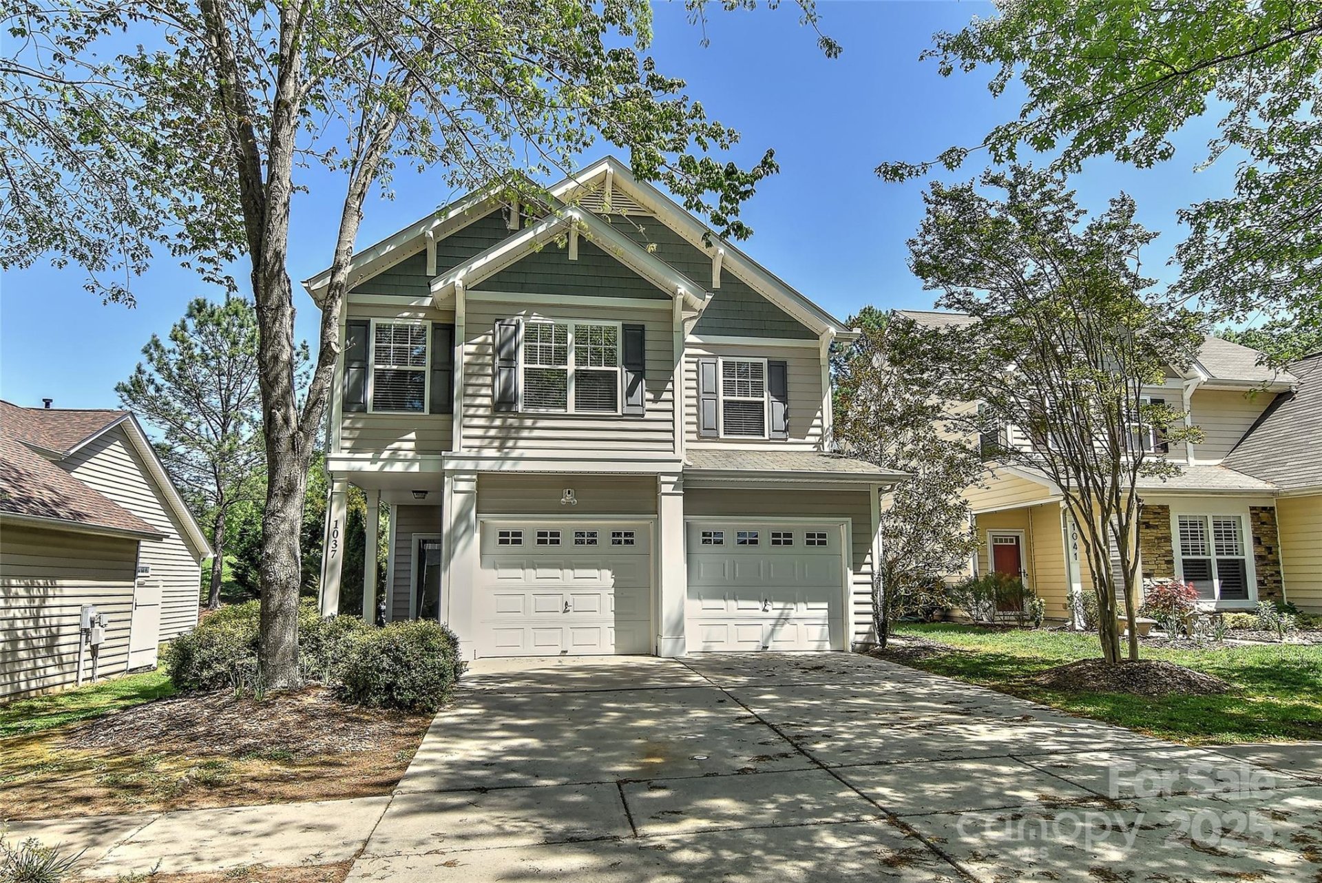1037 Hammond Drive