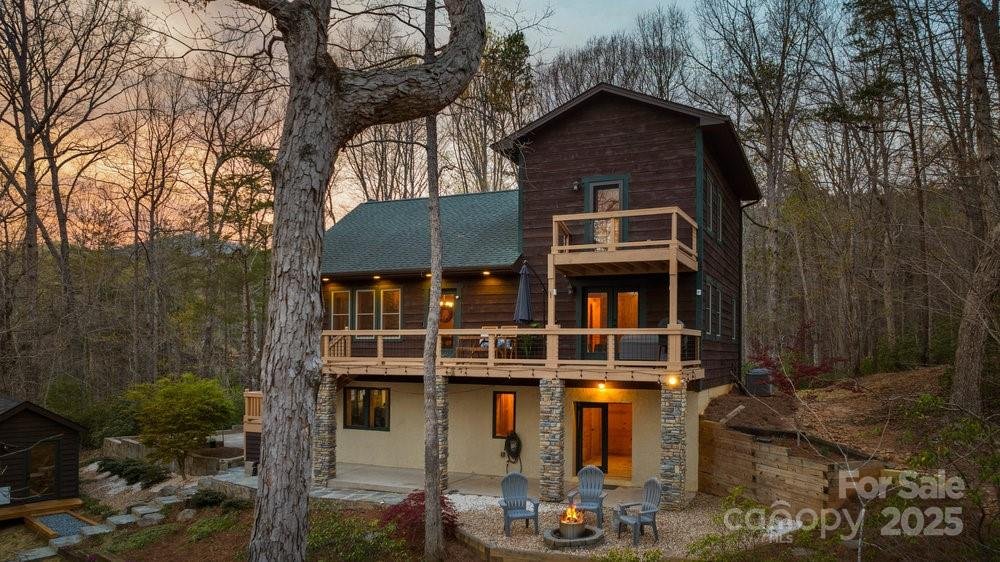 502 Caledonia Loop