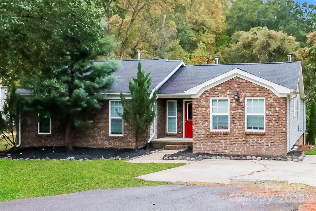 Country Oaks, Rock Hill Community