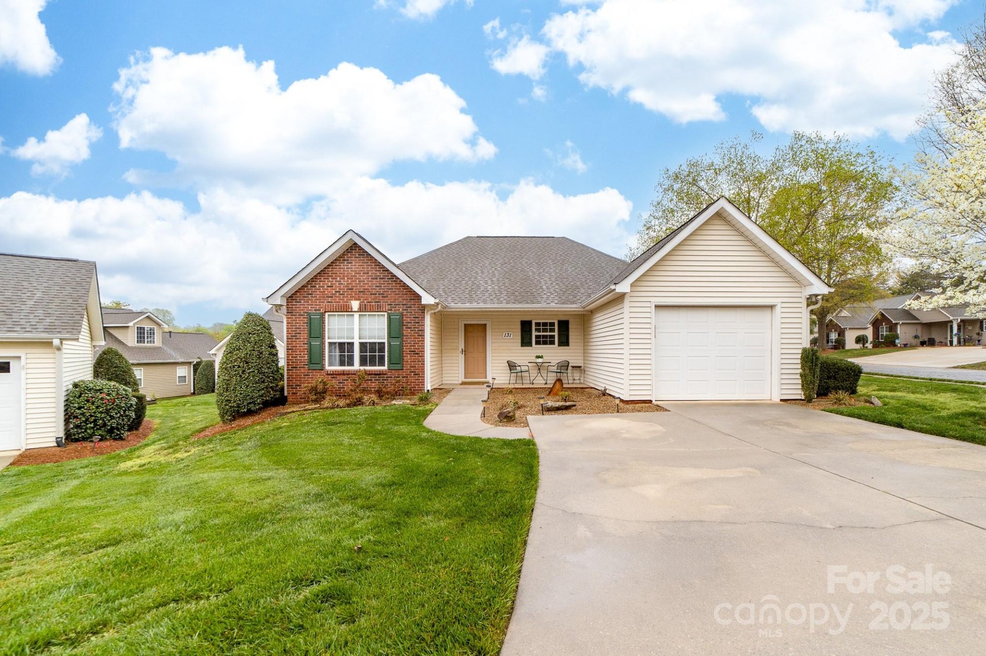 Property image 1 at 131 Ashwood Lane, Mooresville, NC 28117