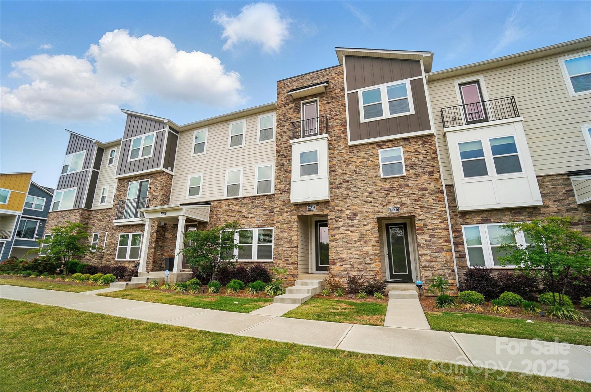 Property image 3 at 2533 Ensemble Court, Charlotte, NC 28262