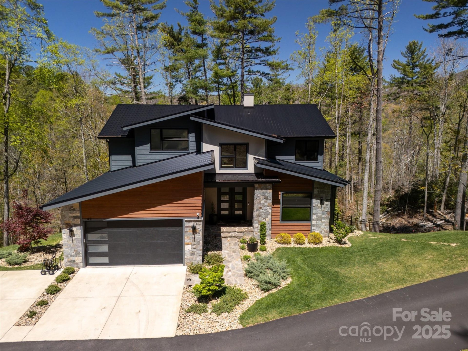 42 Spring Cove Road