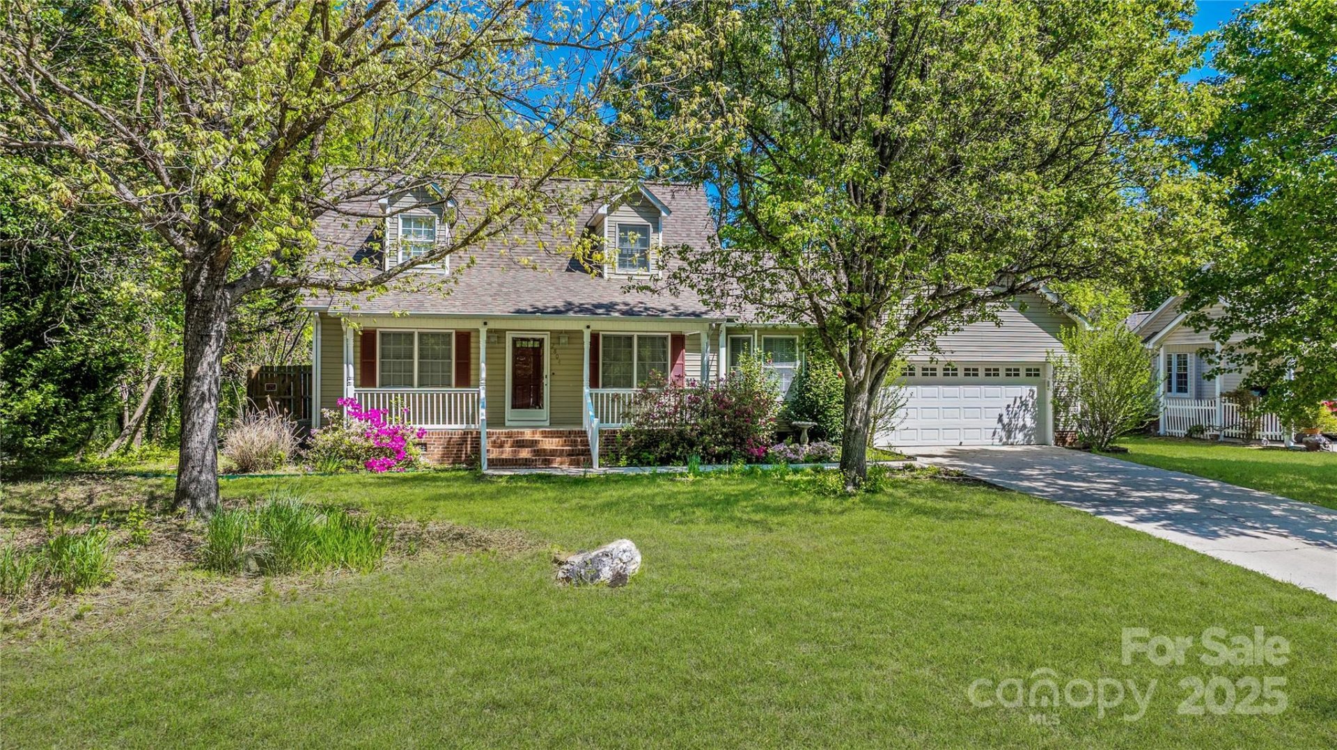 2804 Lake Hill Court