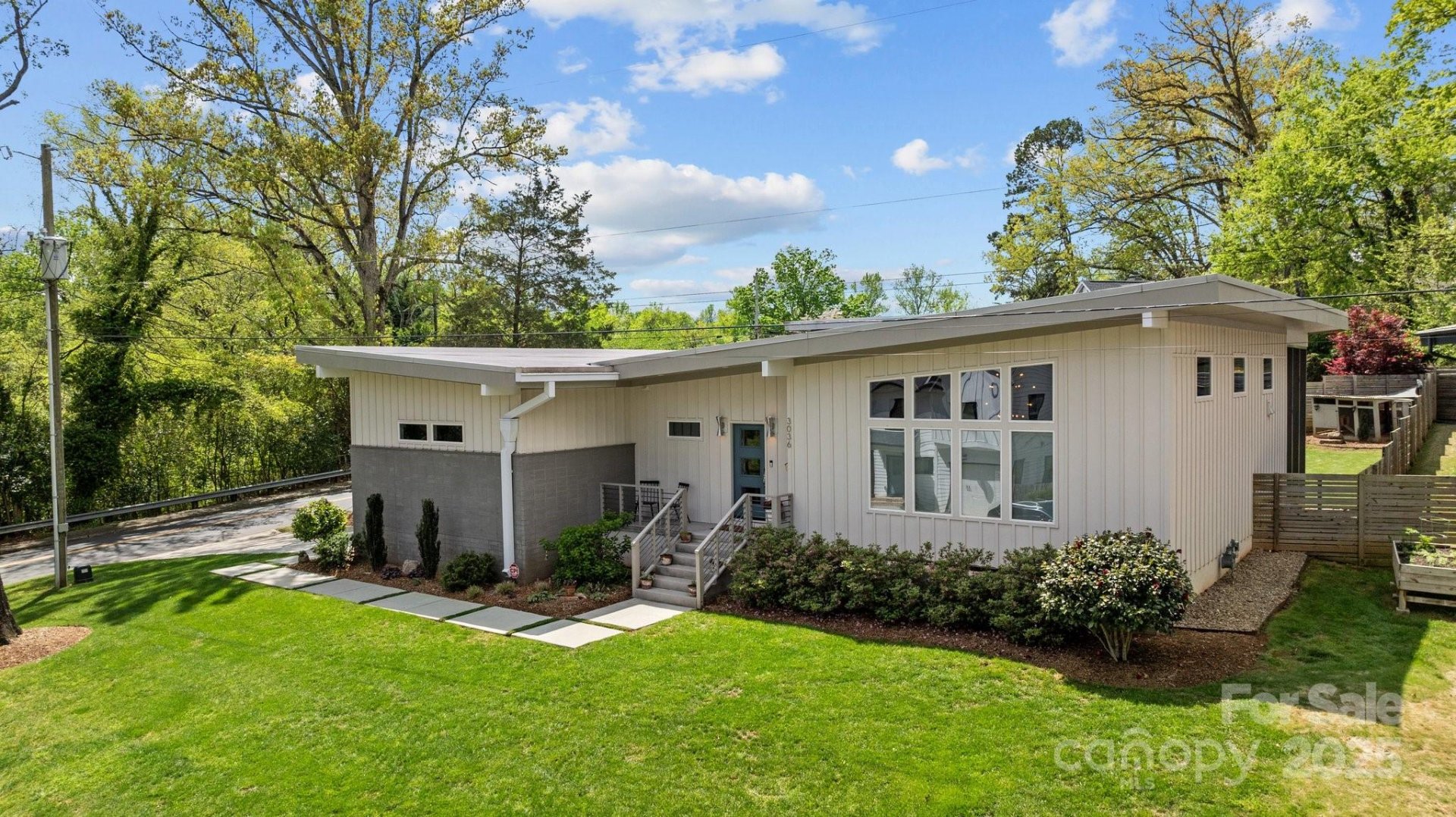 Property image 1 at 3036 Palm Avenue, Charlotte, NC 28205