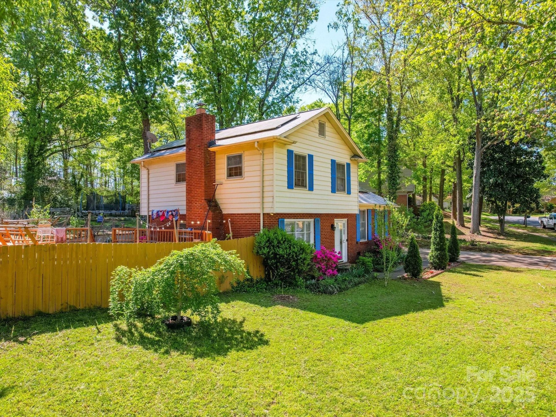 Property image 2 at 6820 Elm Forest Drive, Charlotte, NC 28212
