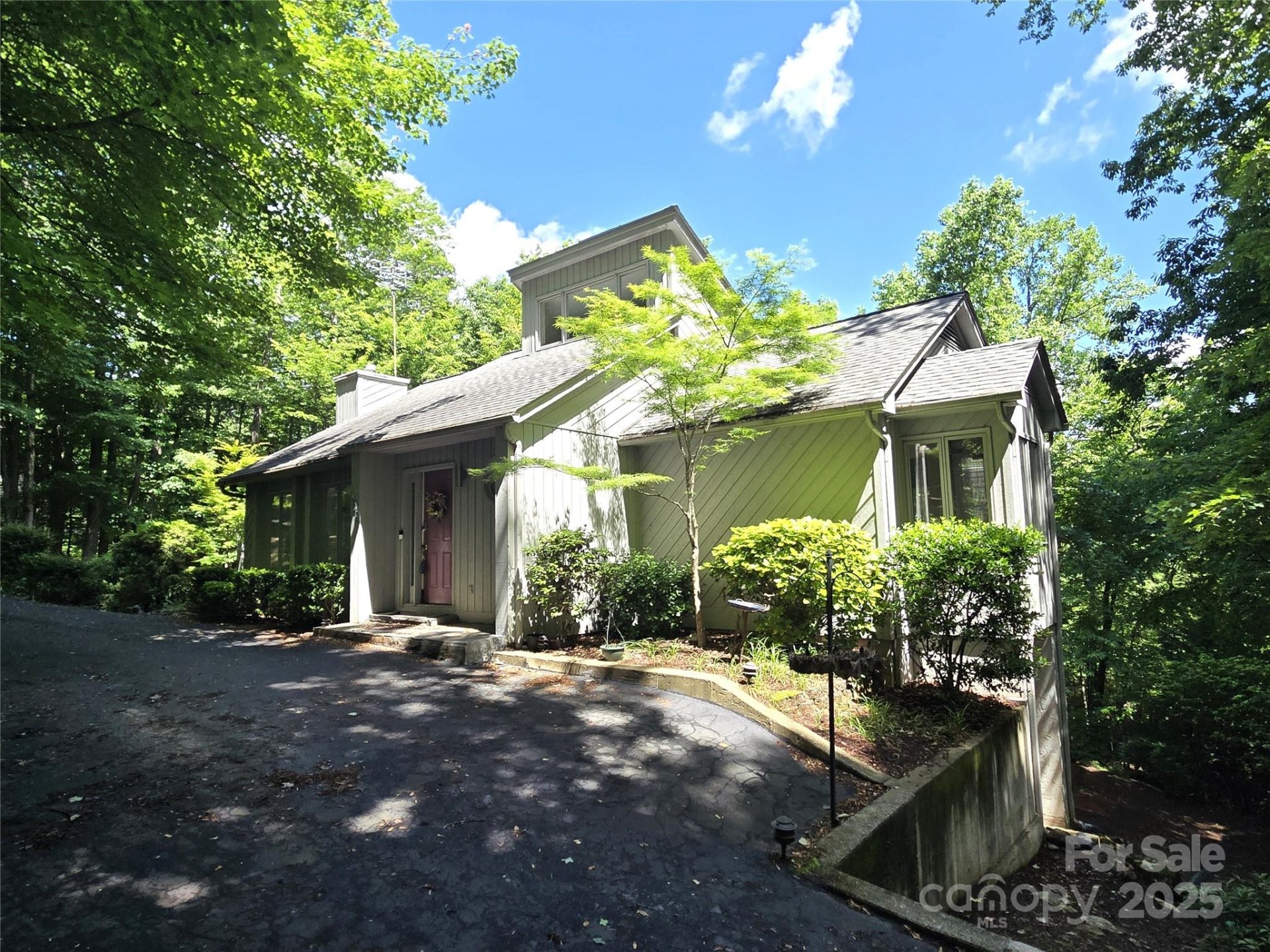 124 Cardinal Road