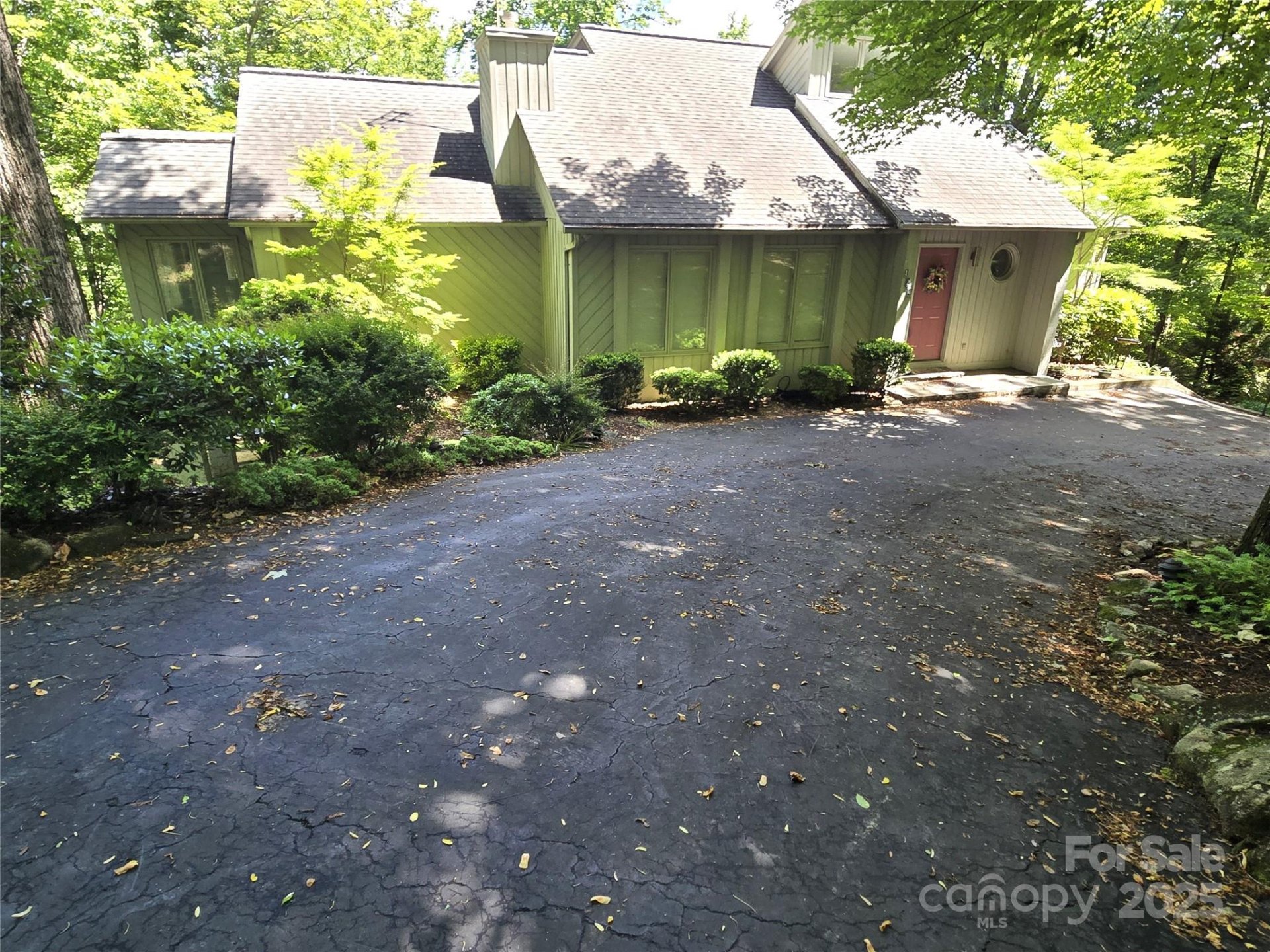 Property image 2 at 124 Cardinal Road, Lake Lure, NC 28746