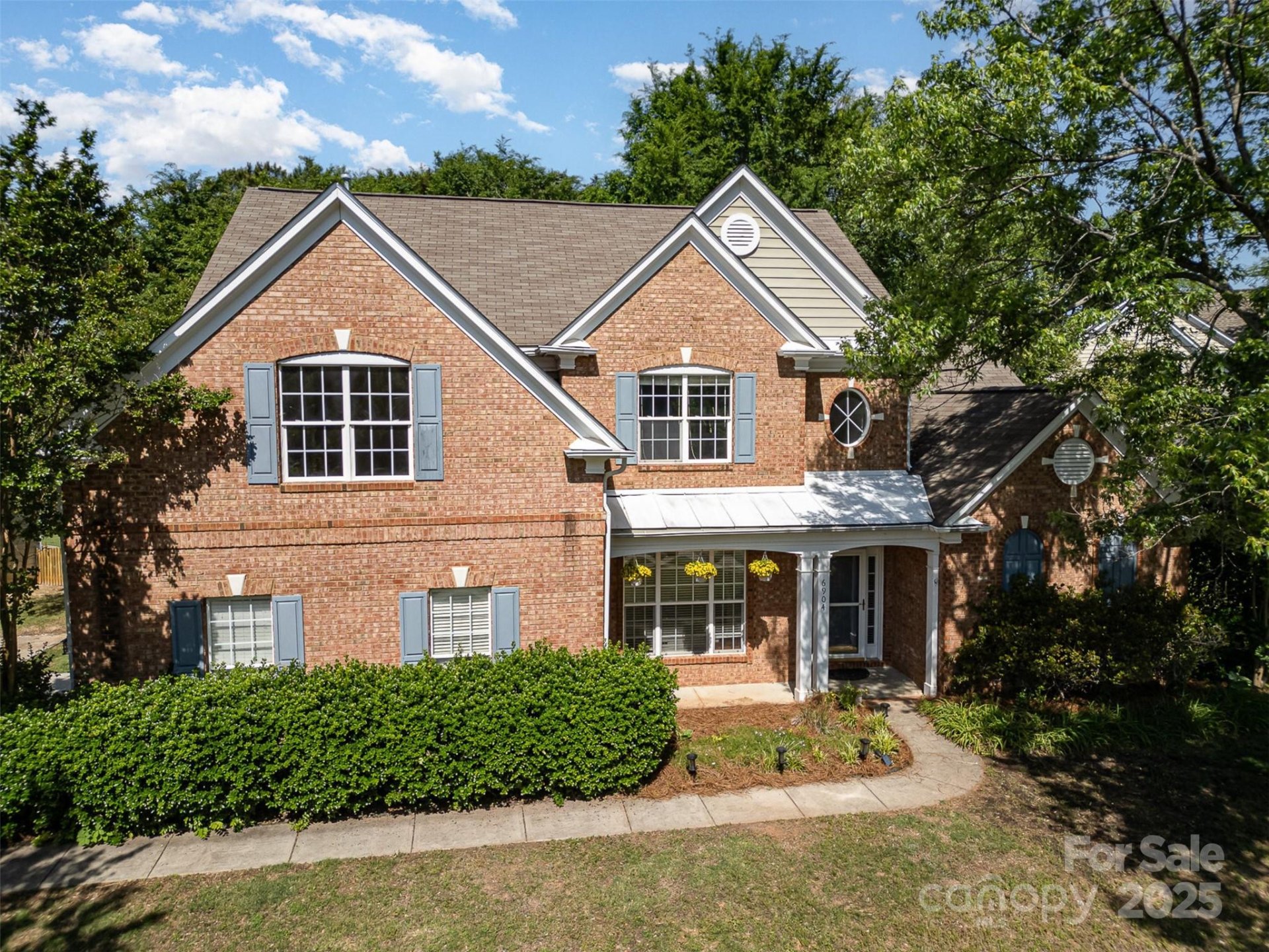 6904 Mordred Lane