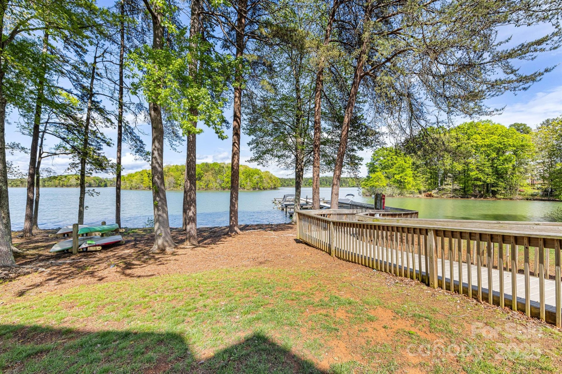 Property image 2 at 921 Northeast Drive, Davidson, NC 28036
