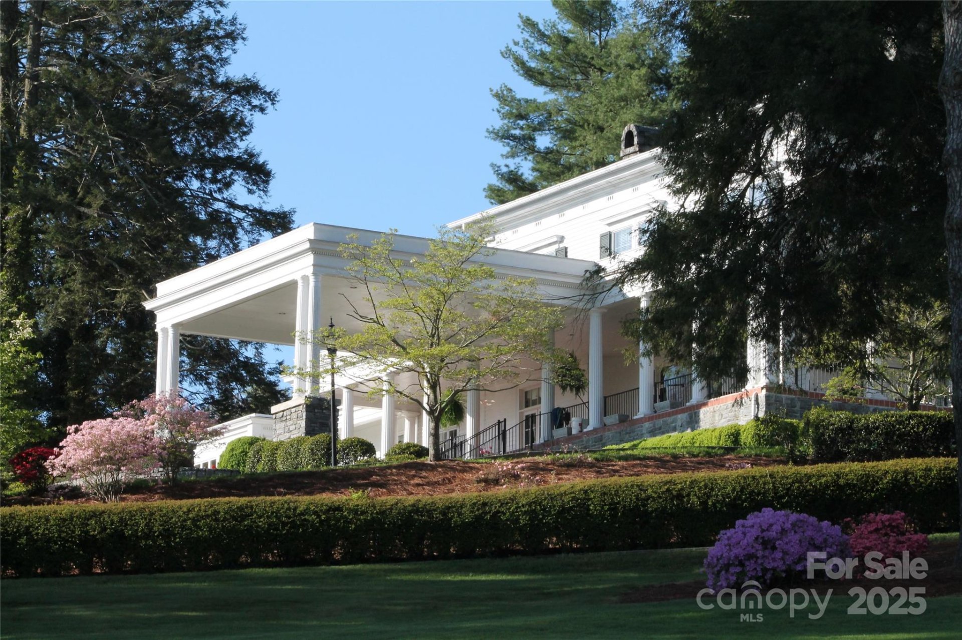 Property image 2 at 138 Founders Drive, Flat Rock, NC 28731