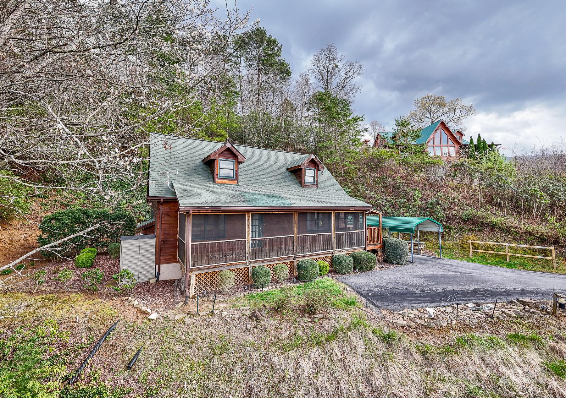 Property image 3 at 415 Skyview Road, Whittier, NC 28789